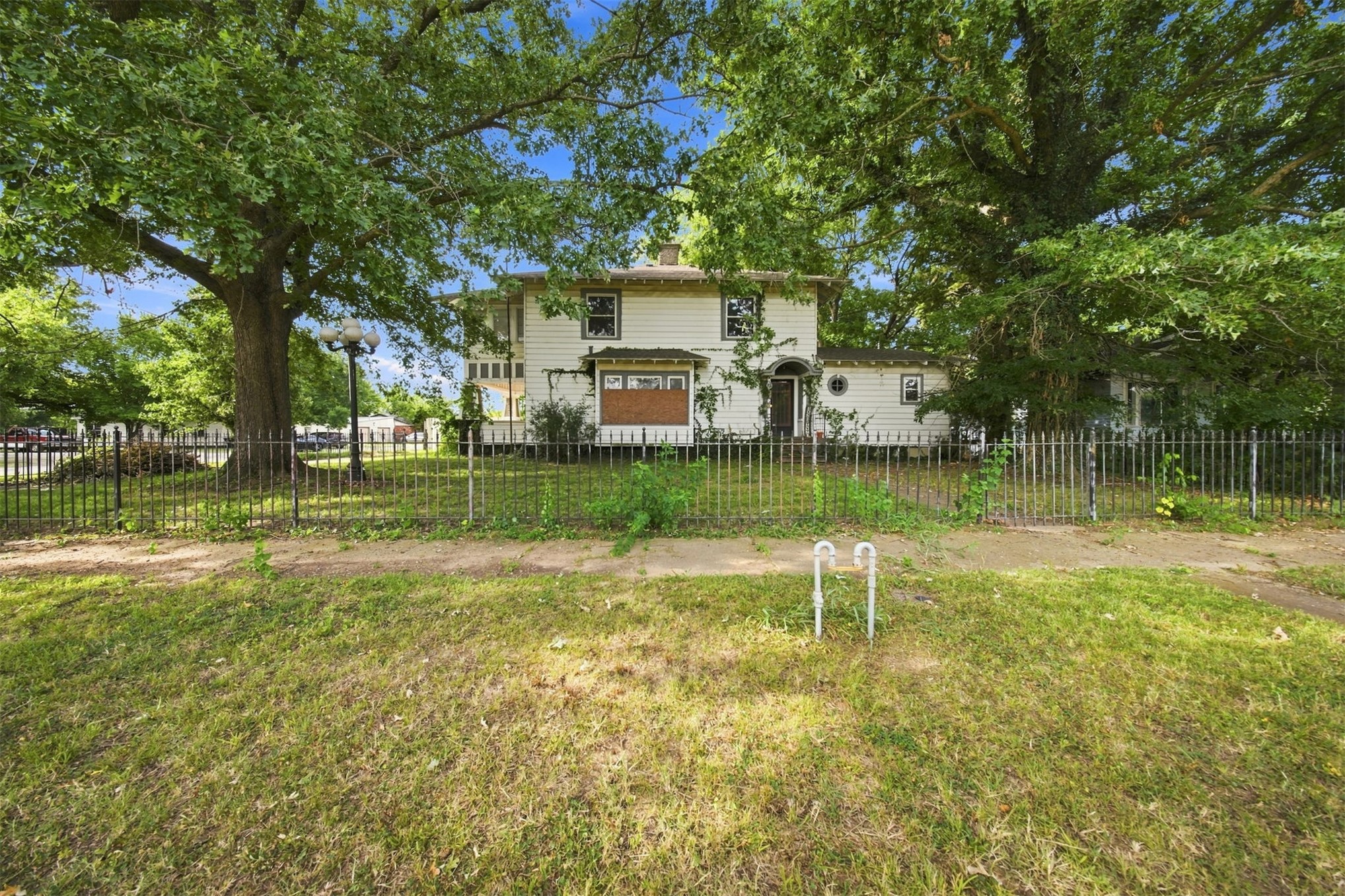 124 E 2nd Stroud OK 74079