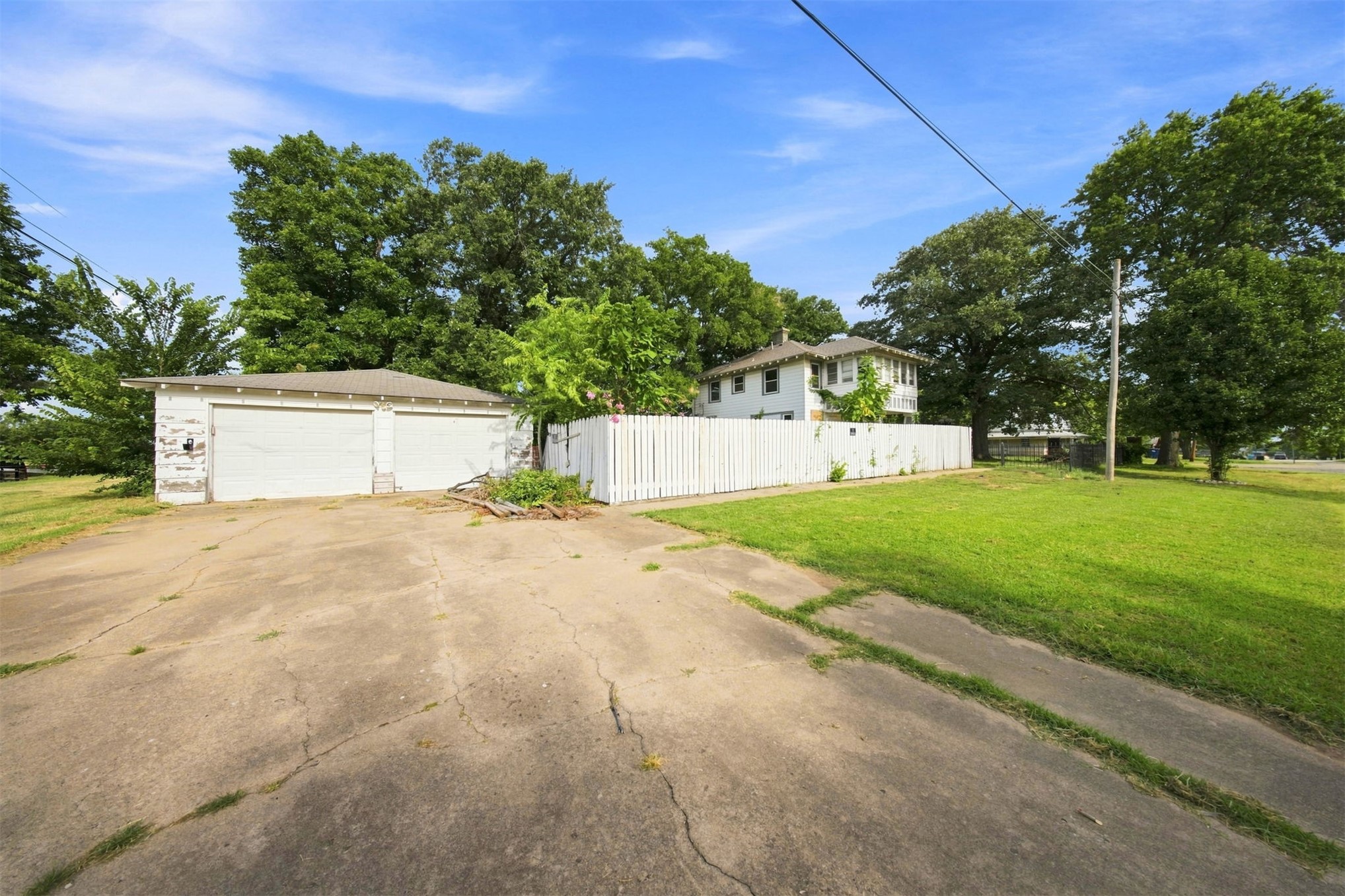 124 E 2nd Stroud OK 74079
