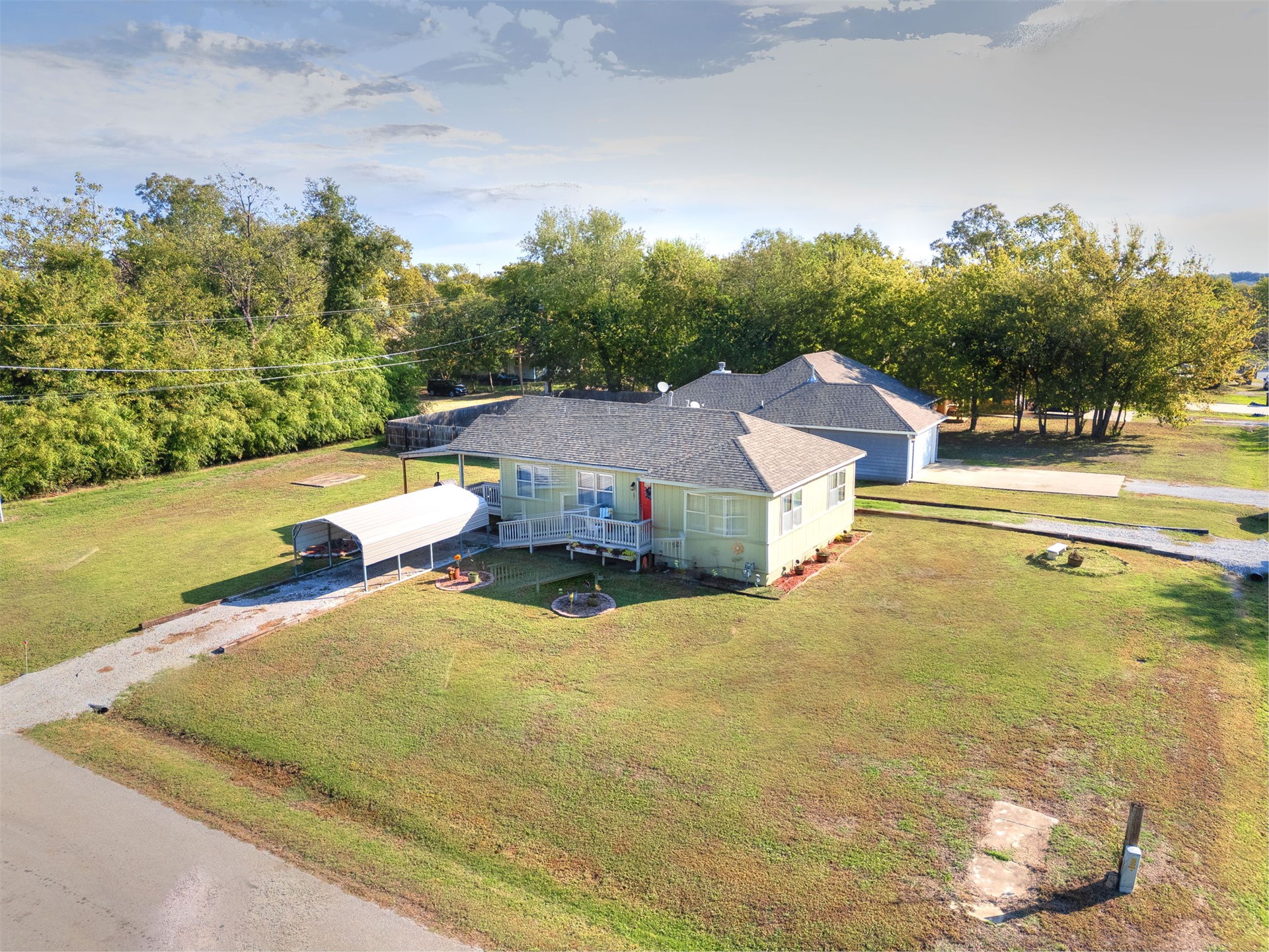 201 E 15th Street Mounds OK 74047