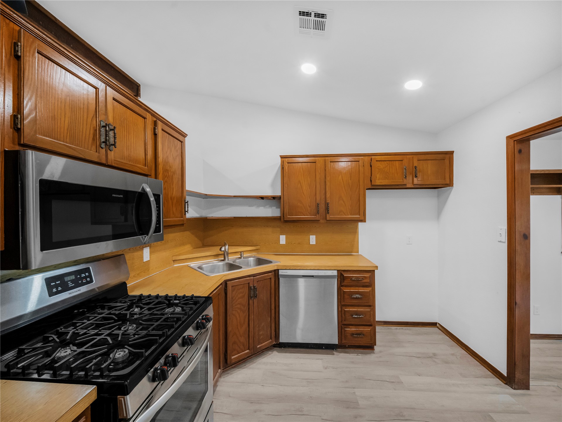 17703 S Tacoma Street Mounds OK 74047