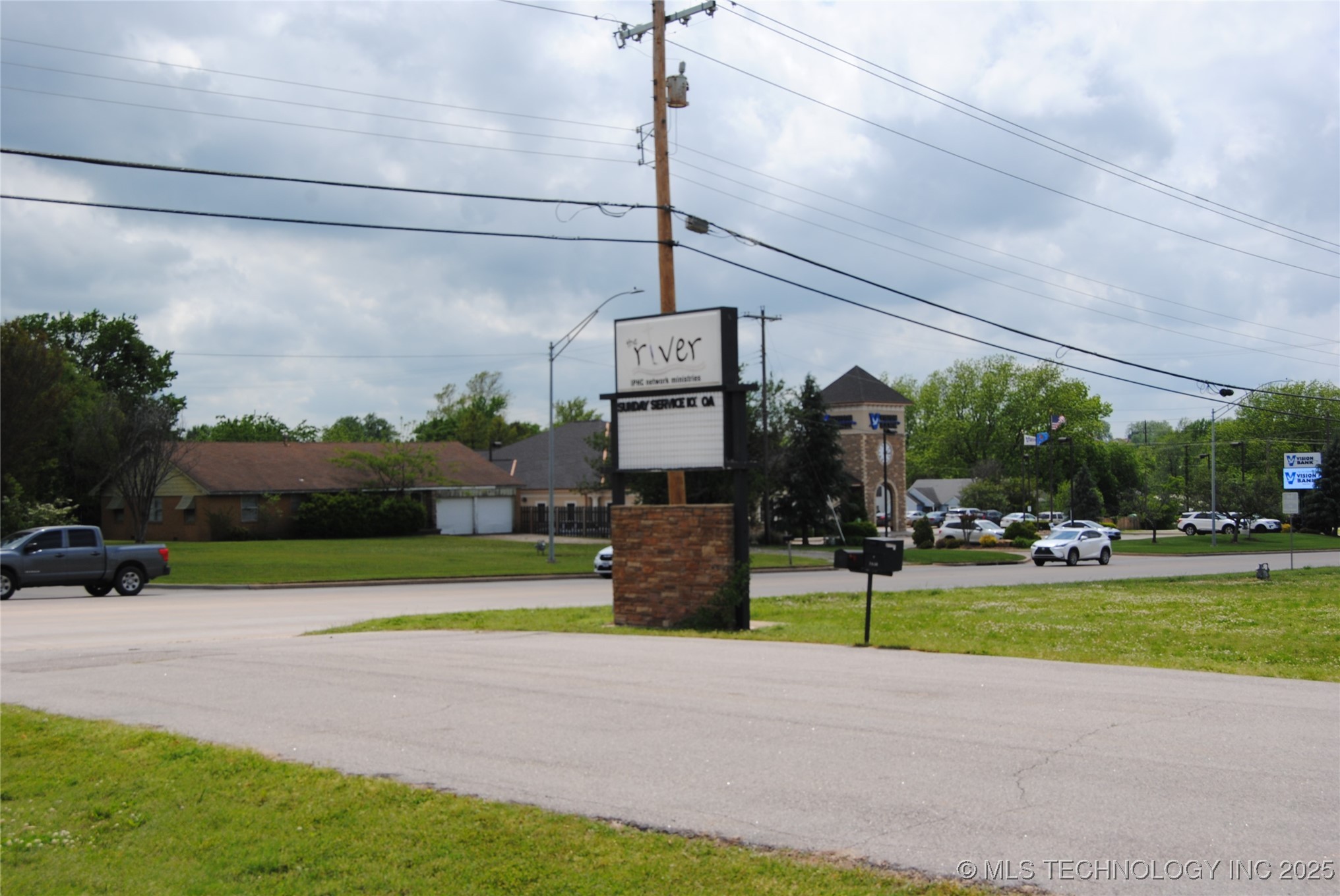 1930 Arlington Street Ada OK 74820