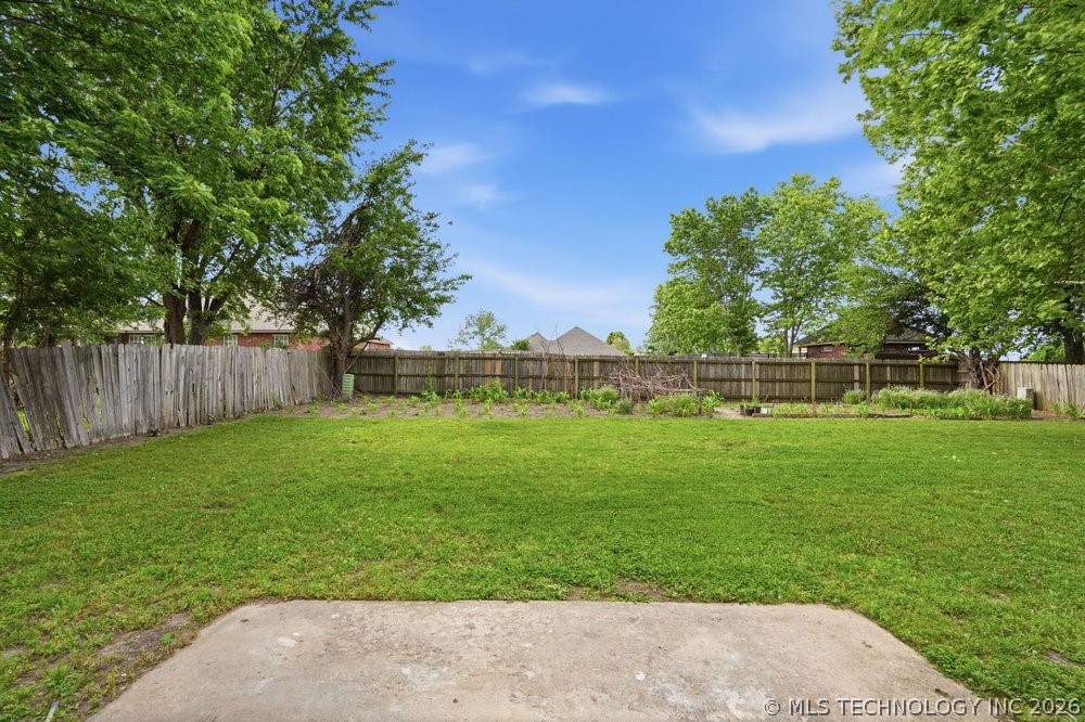 20930 E 38th Street S Broken Arrow OK 74014