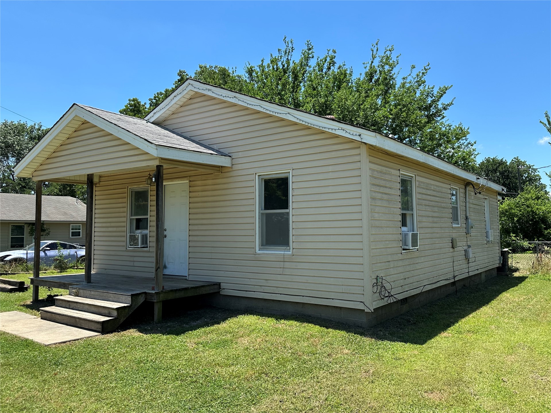 260 Walnut Stratford OK 74872