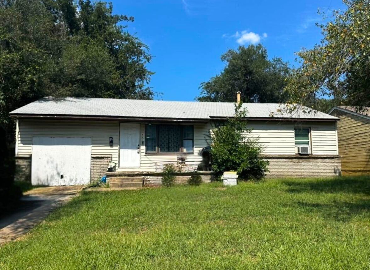 223 E 52nd Street N Tulsa OK 74126