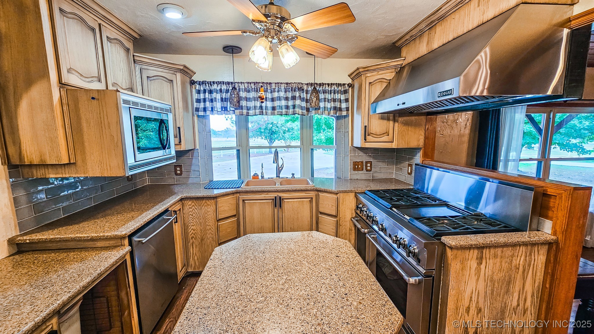 10388 N Perry Road Stigler OK 74462