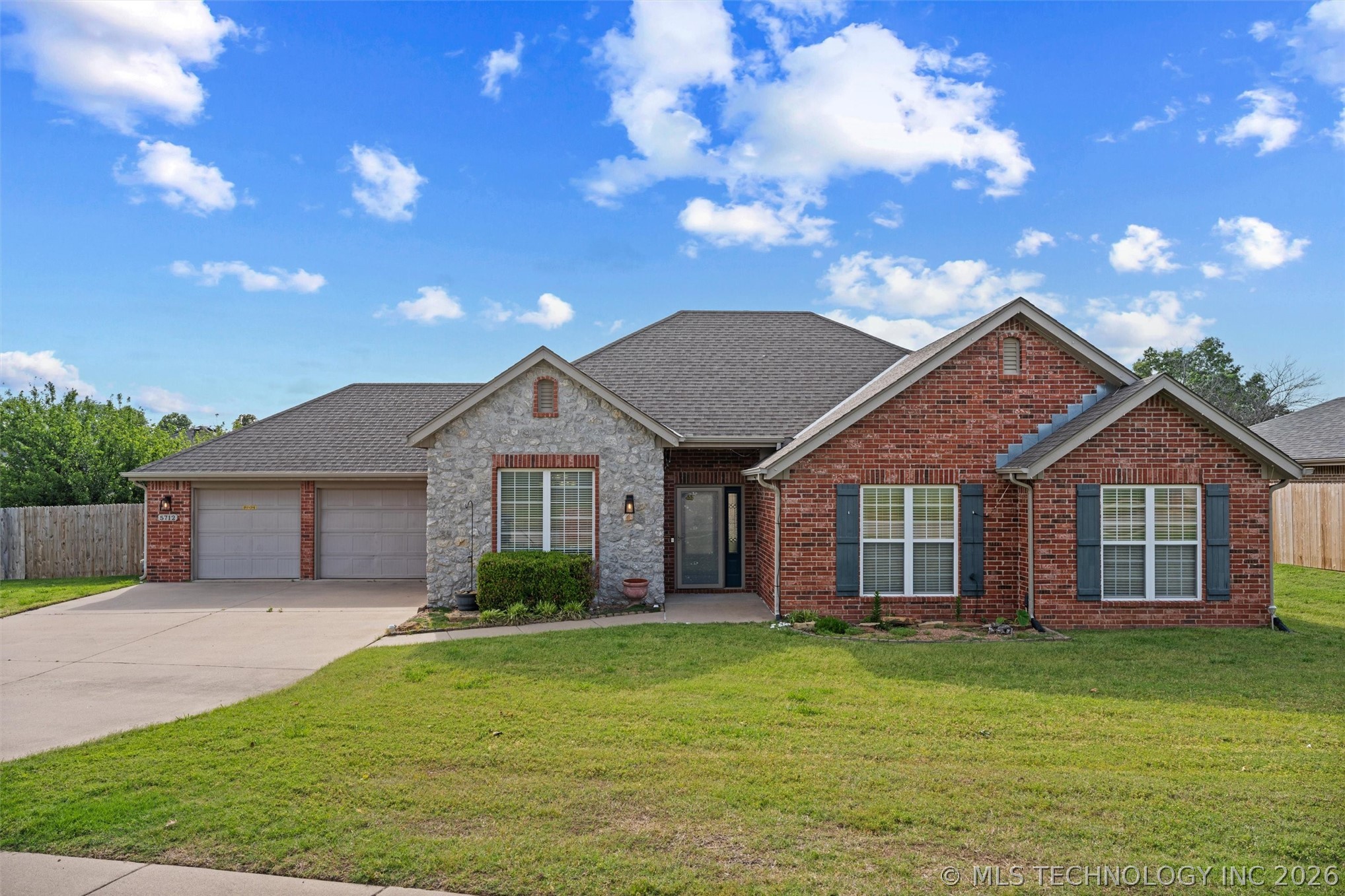 5712 Hazel Road Bartlesville OK 74006