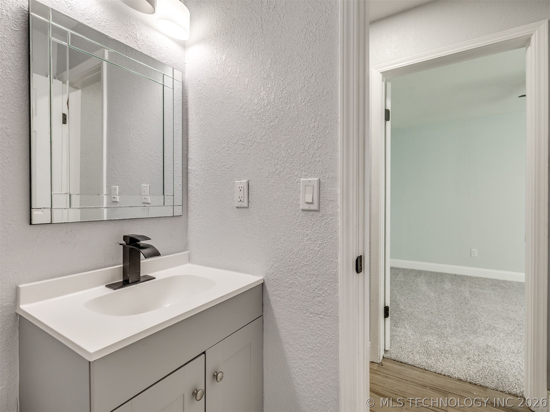 2509 W Broadway Street Broken Arrow OK 74012