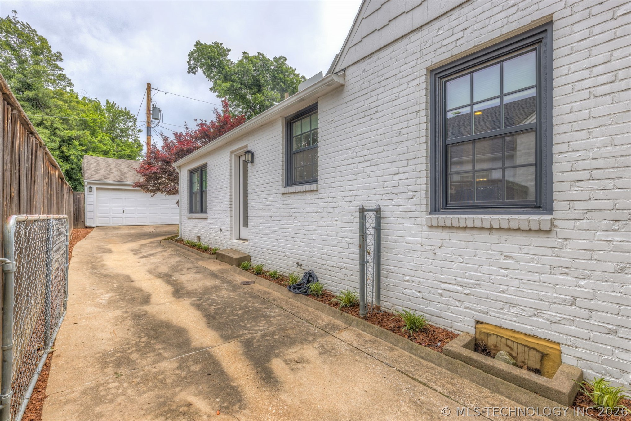 1627 S Delaware Place Tulsa OK 74105