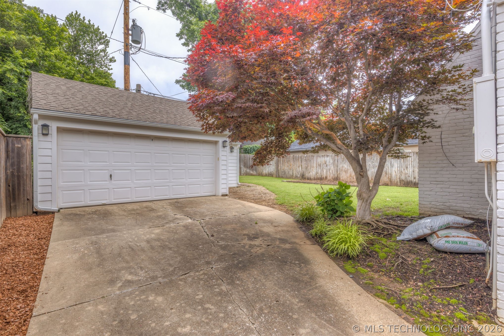 1627 S Delaware Place Tulsa OK 74105