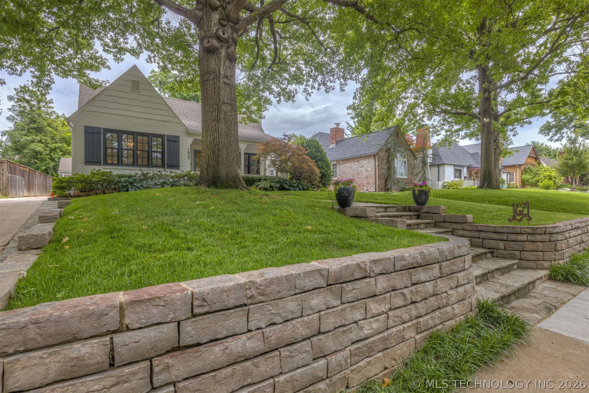 1627 S Delaware Place Tulsa OK 74105