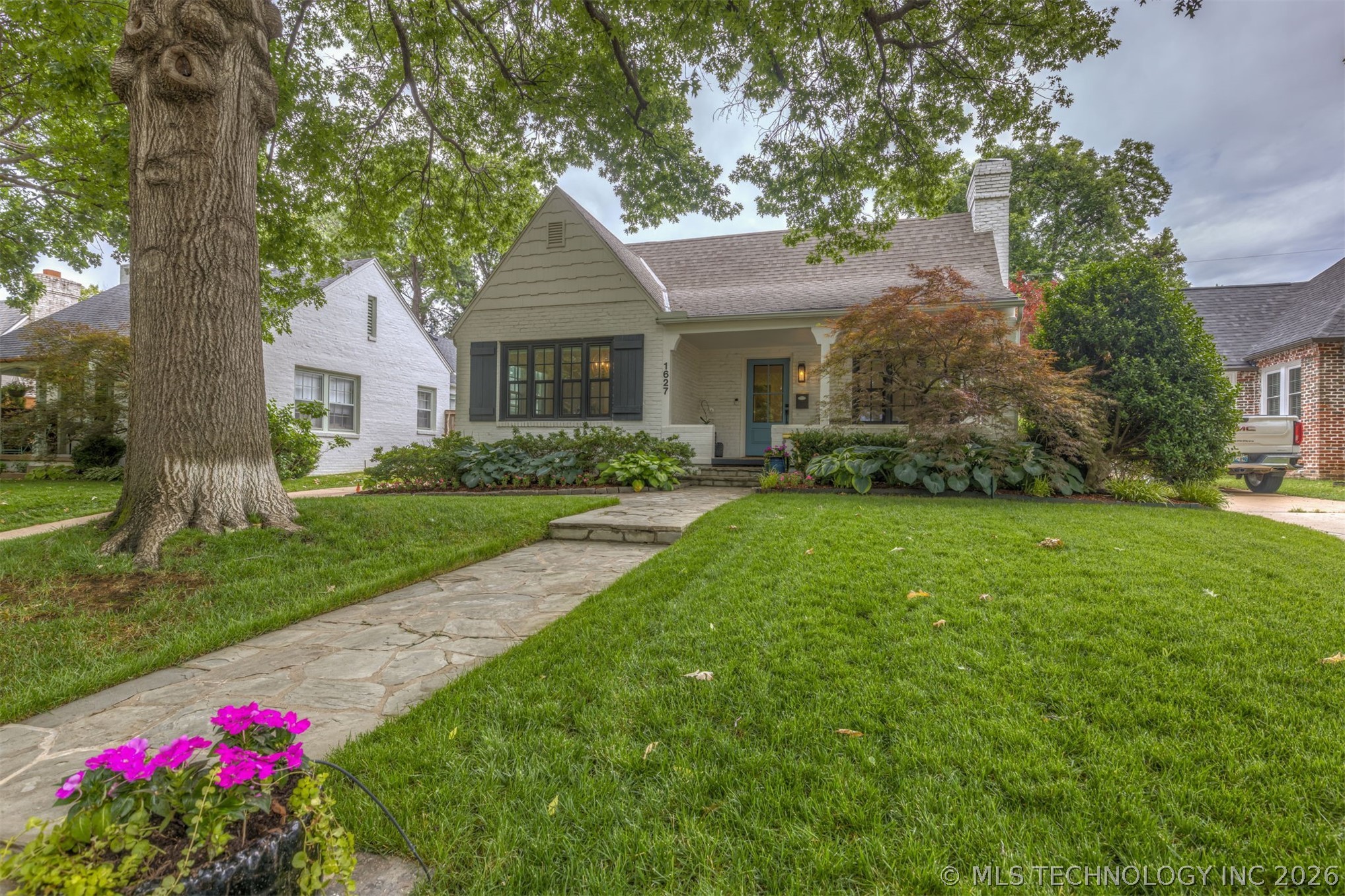 1627 S Delaware Place Tulsa OK 74105