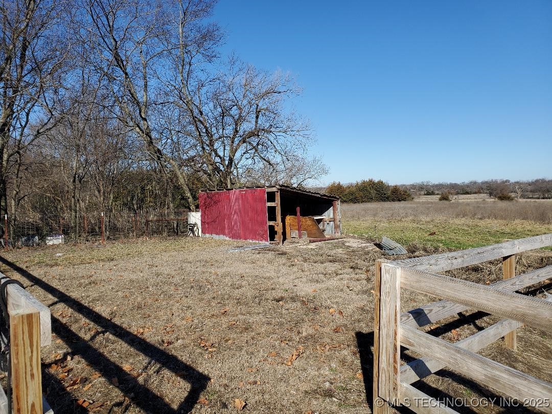 824 W Houston Street Okemah OK 74859