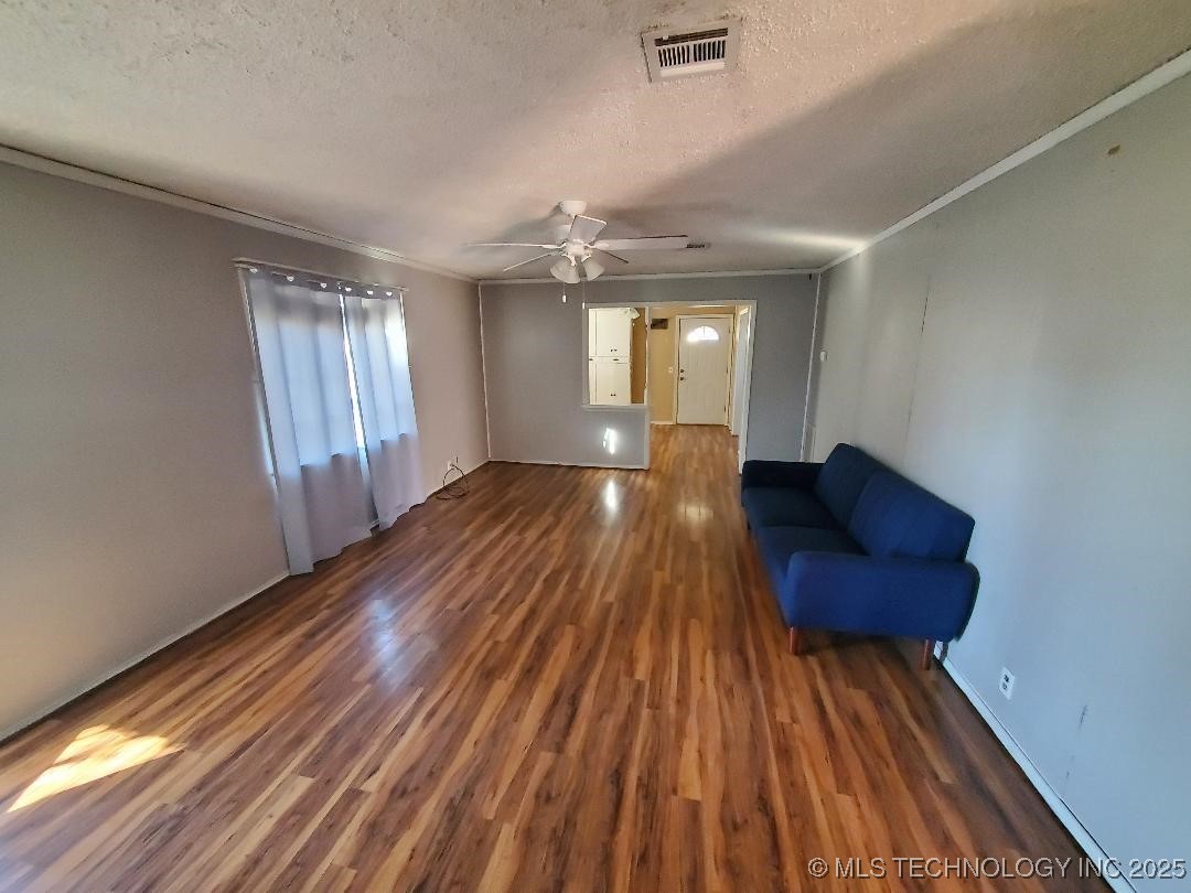 824 W Houston Street Okemah OK 74859