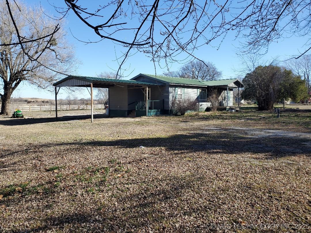 824 W Houston Street Okemah OK 74859