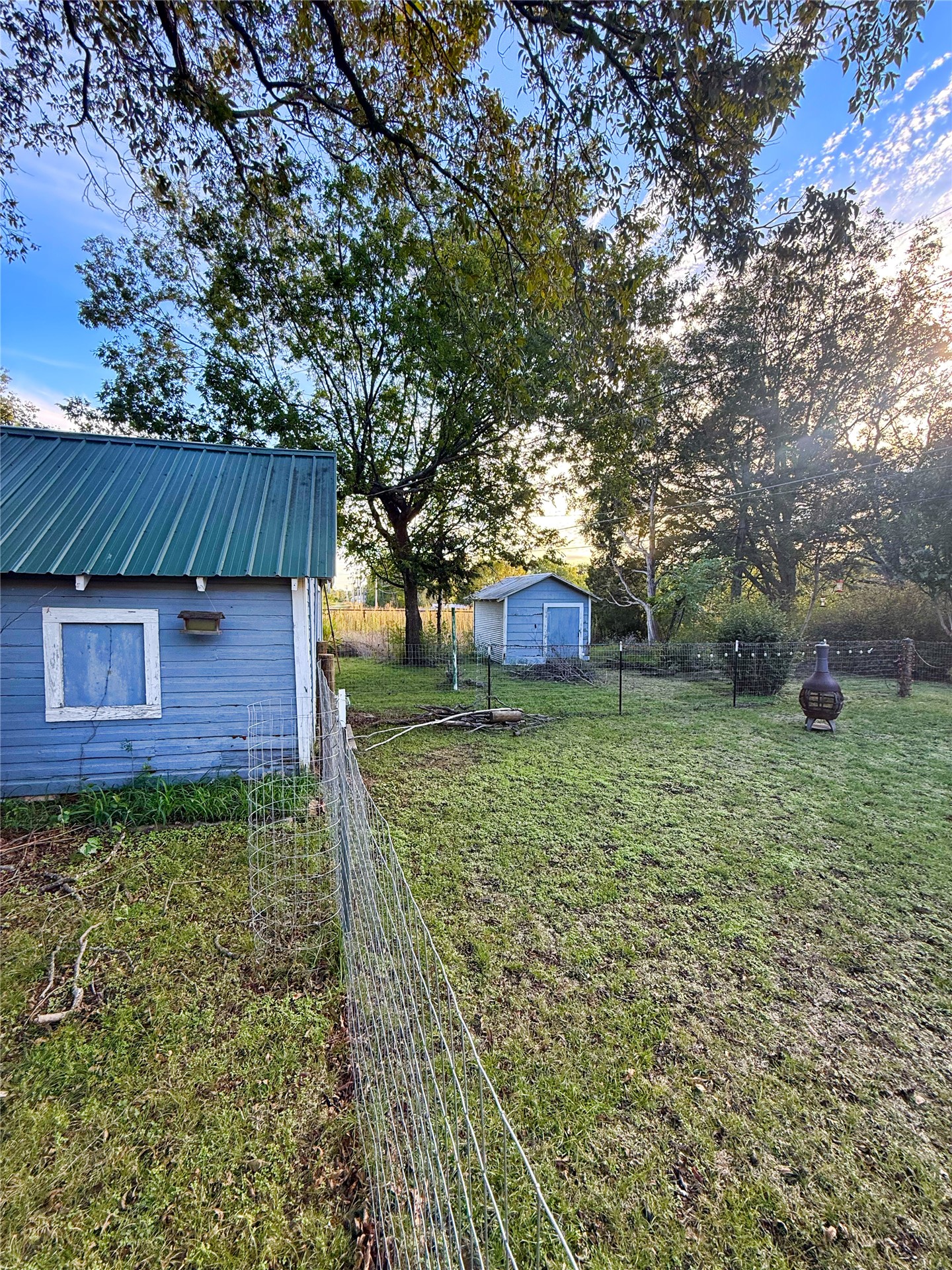 605 E Center Street Henryetta OK 74437