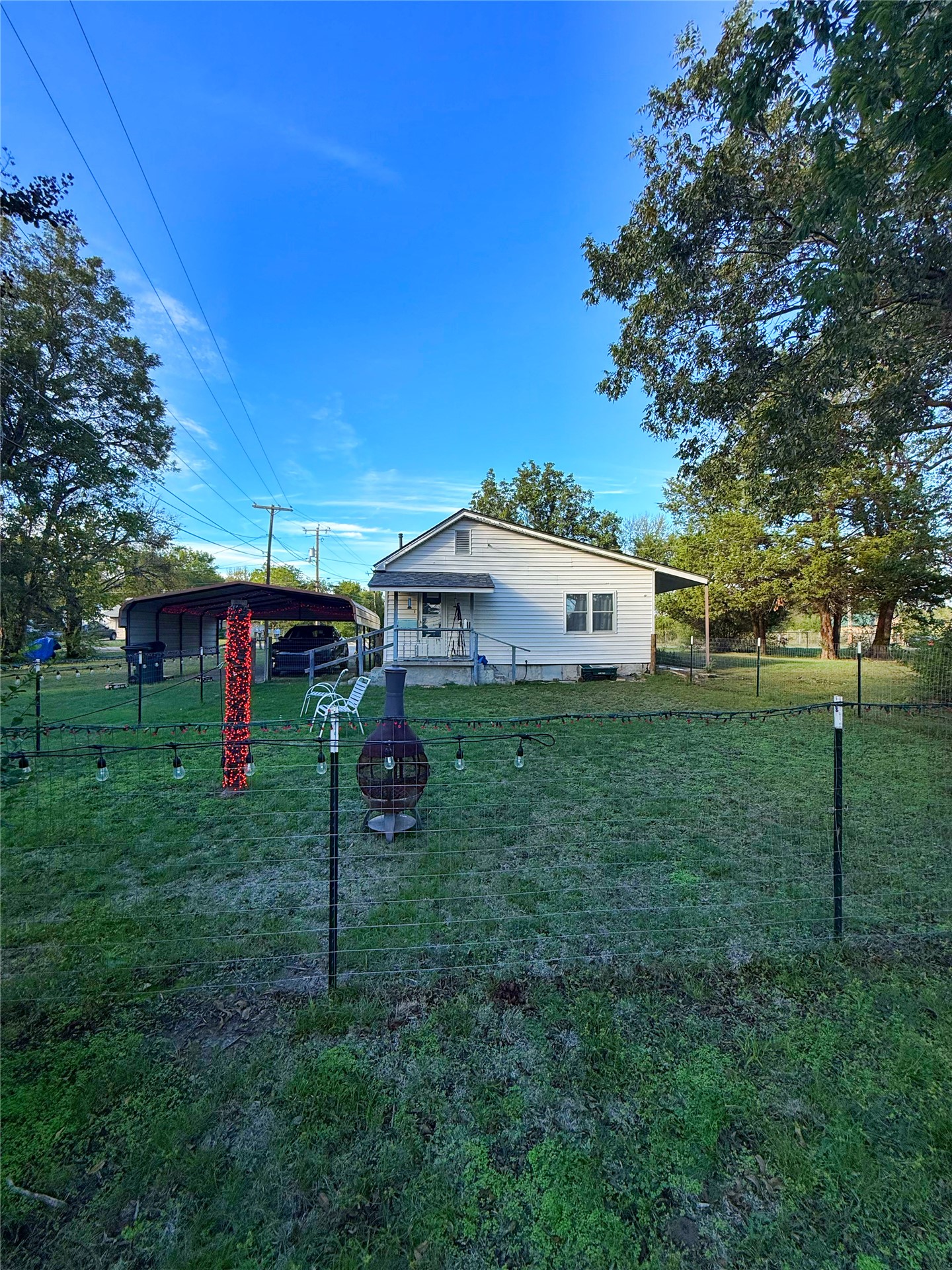 605 E Center Street Henryetta OK 74437