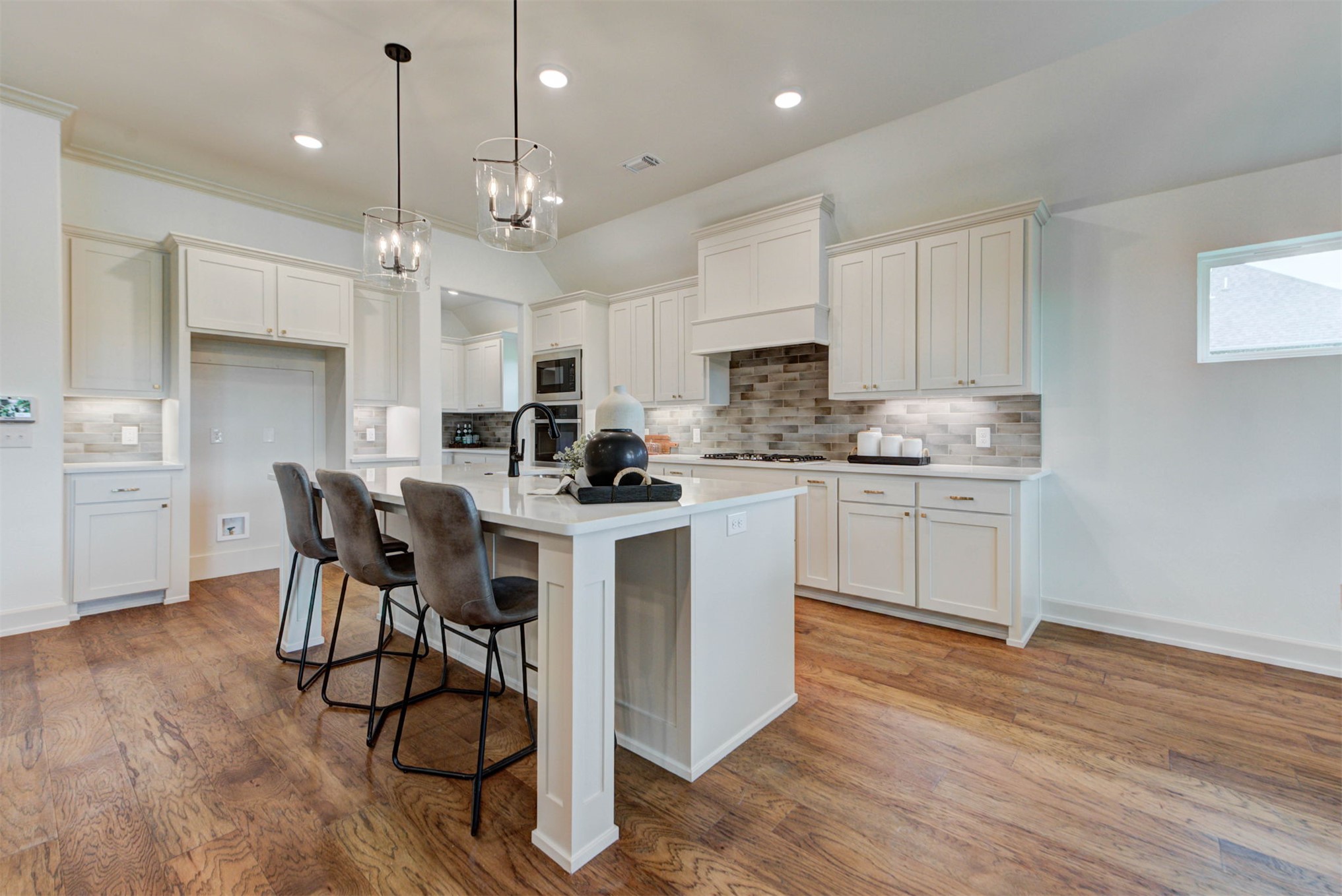 1800 N 72nd Street Broken Arrow OK 74014