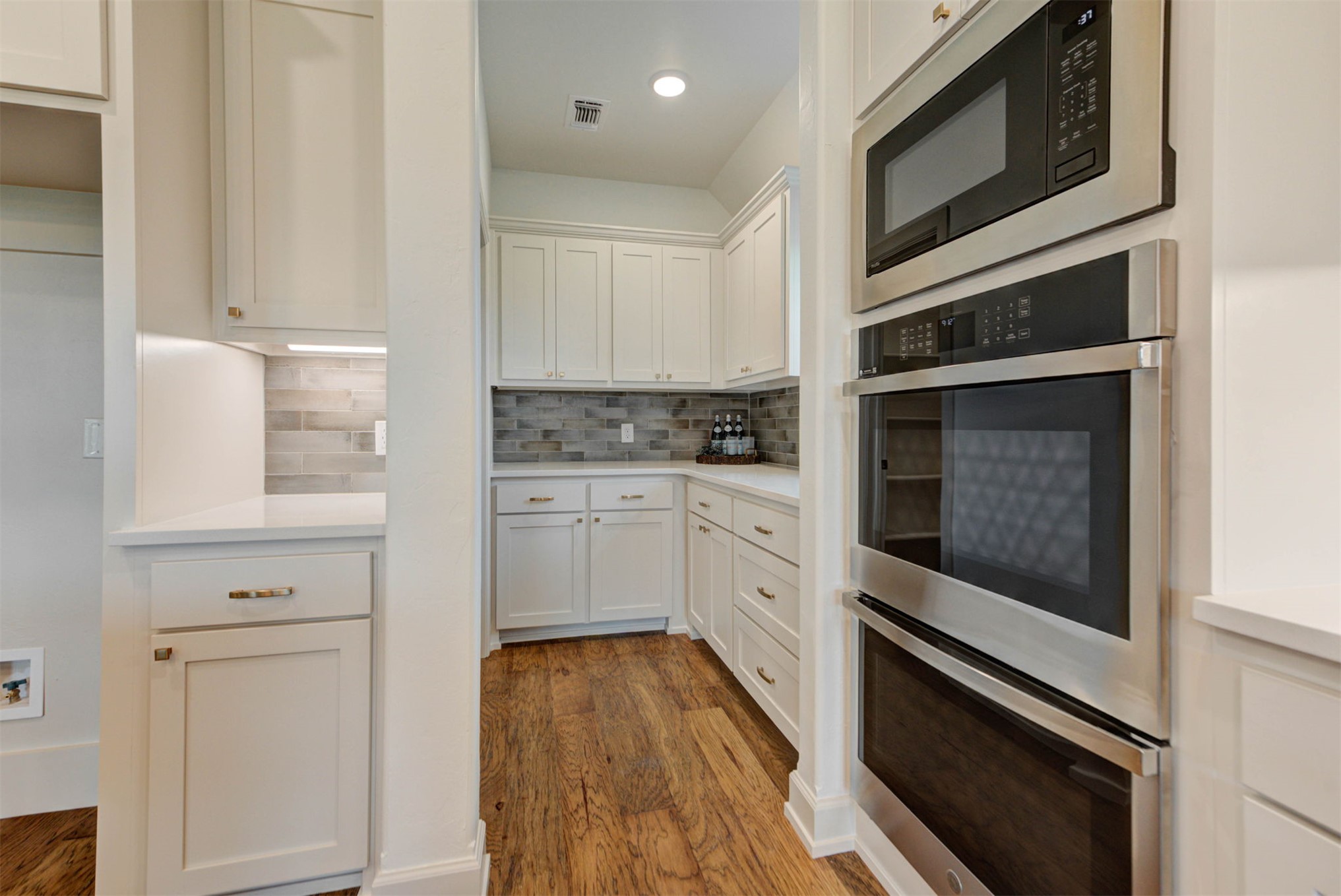 1800 N 72nd Street Broken Arrow OK 74014