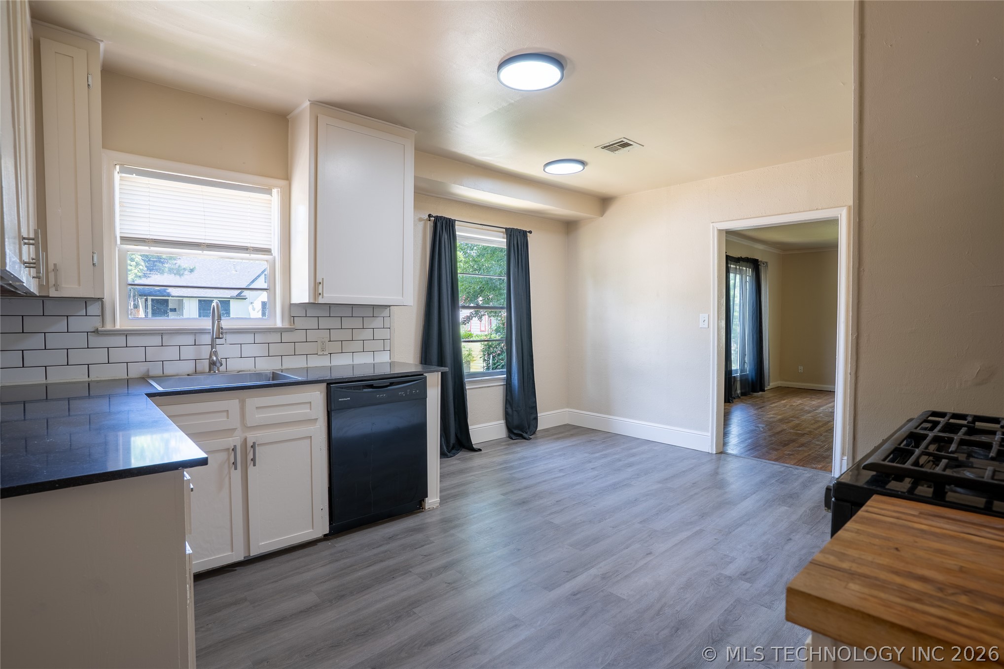 4528 E 4th Place Tulsa OK 74112