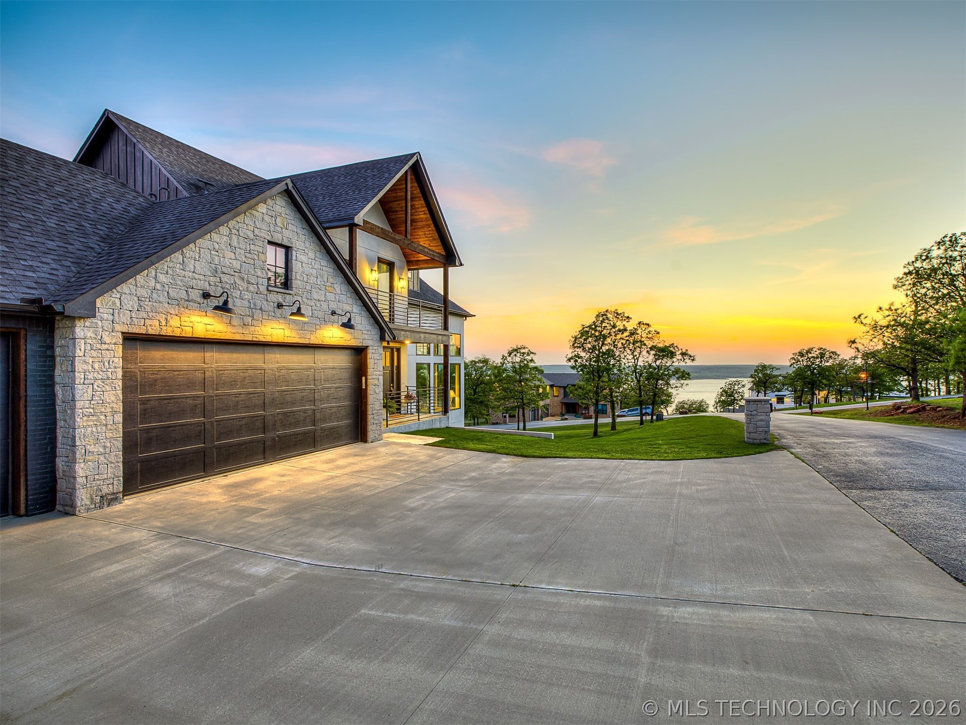 9352 Scenic Bluff Avenue Sperry OK 74073