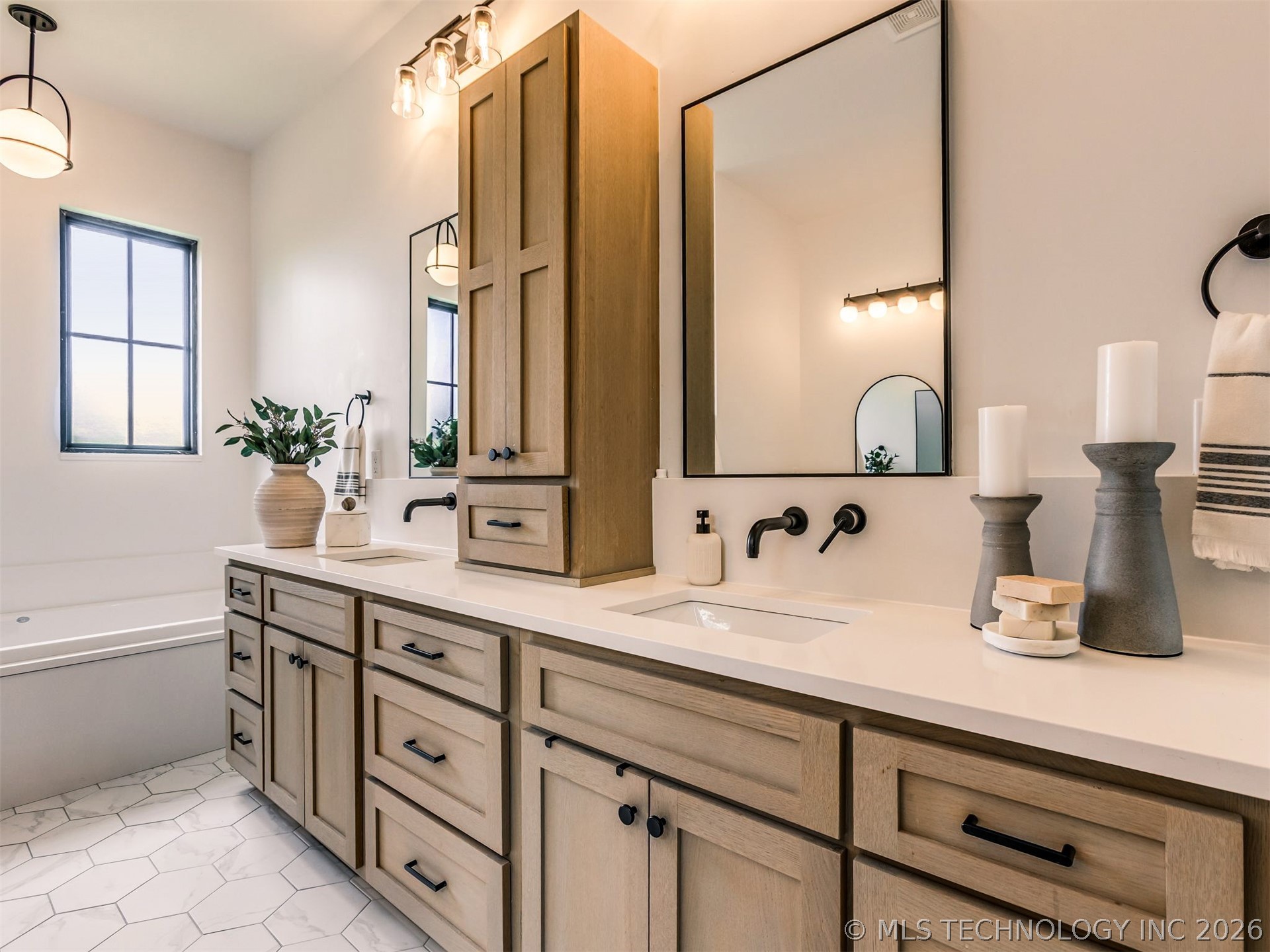 9352 Scenic Bluff Avenue Sperry OK 74073