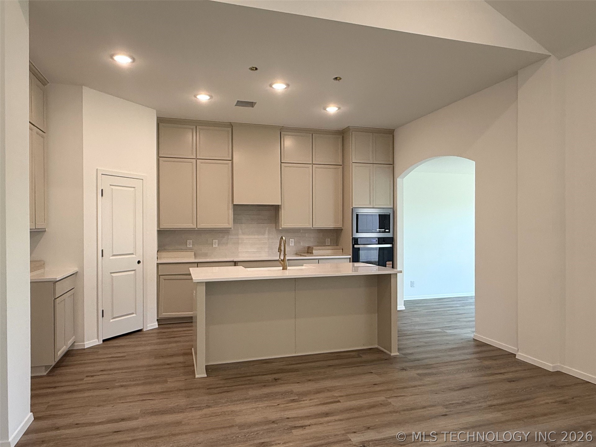 13301 E 125th Street Collinsville OK 74021