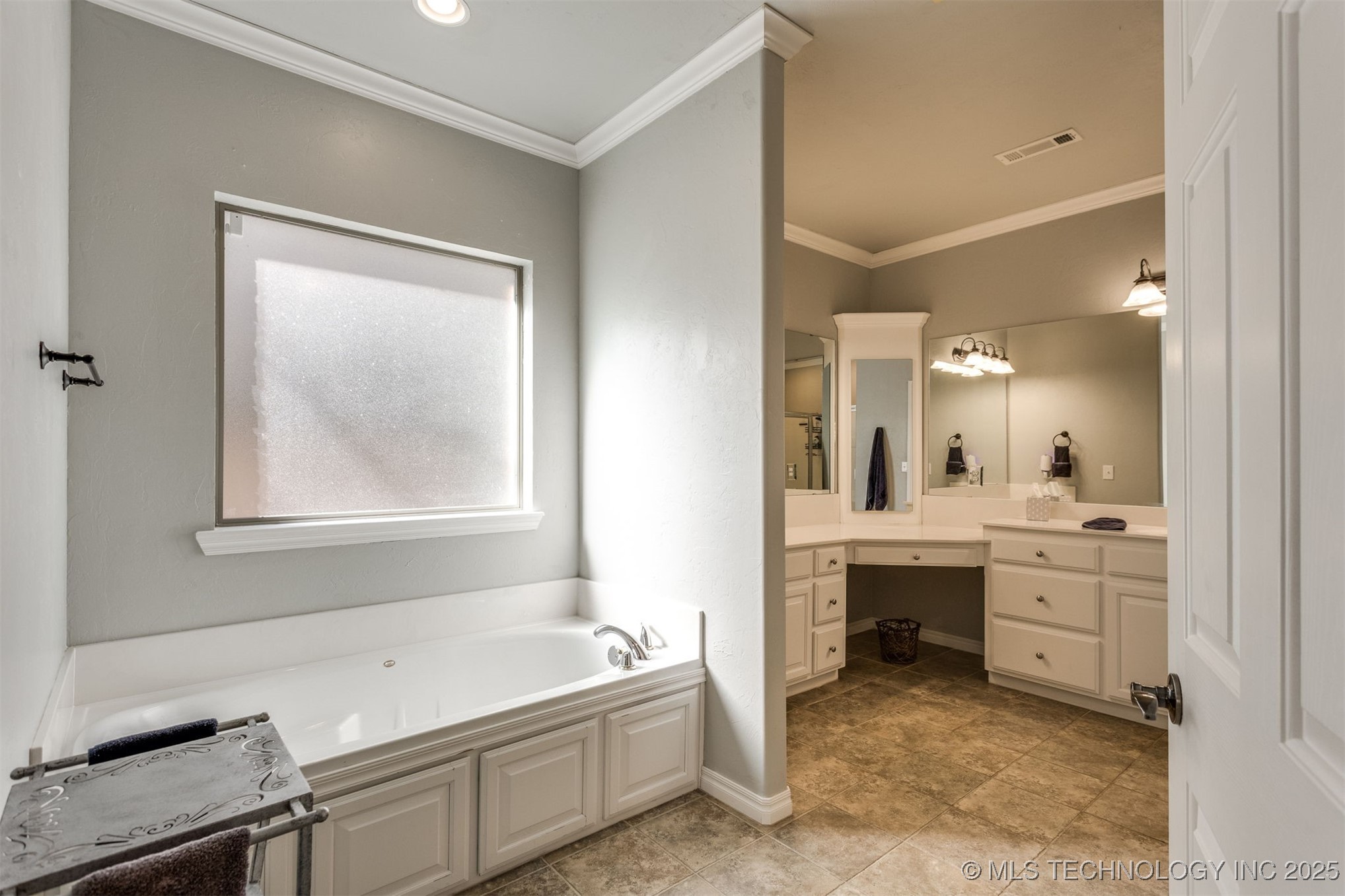 1262 Augusta Shawnee OK 74801