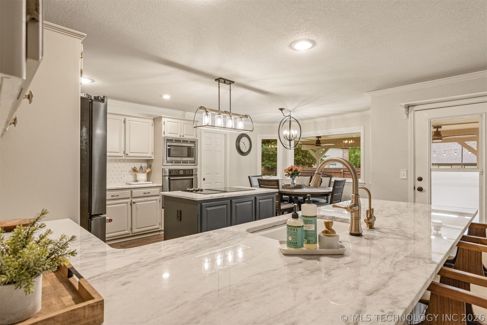 11235 S Maplewood Avenue Tulsa OK 74137