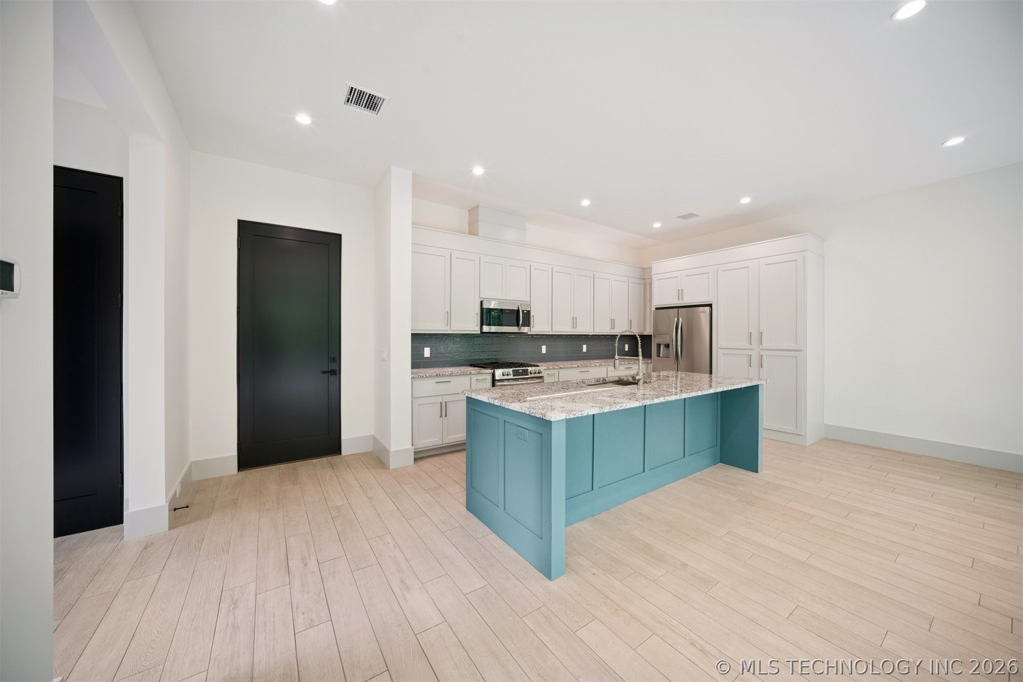17889 E Falcon Pass Owasso OK 74055