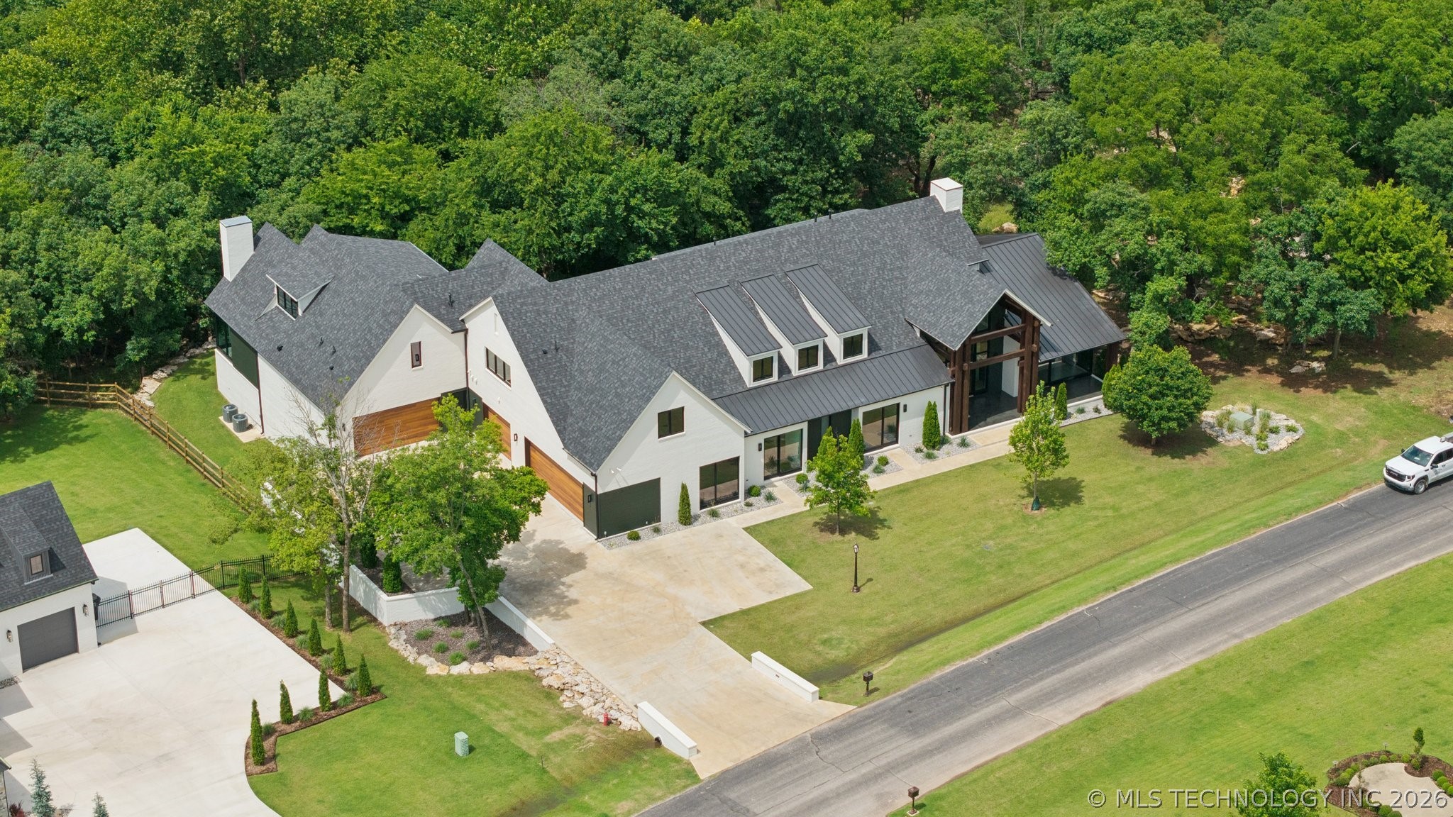 17889 E Falcon Pass Owasso OK 74055