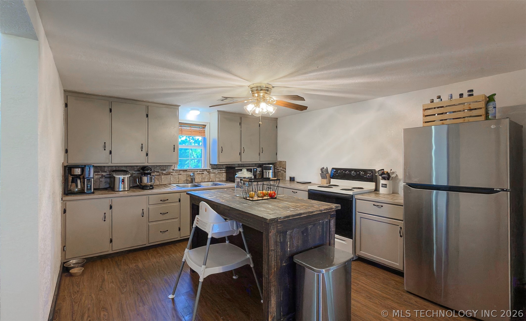 17240 County Road 1490 Ada OK 74820