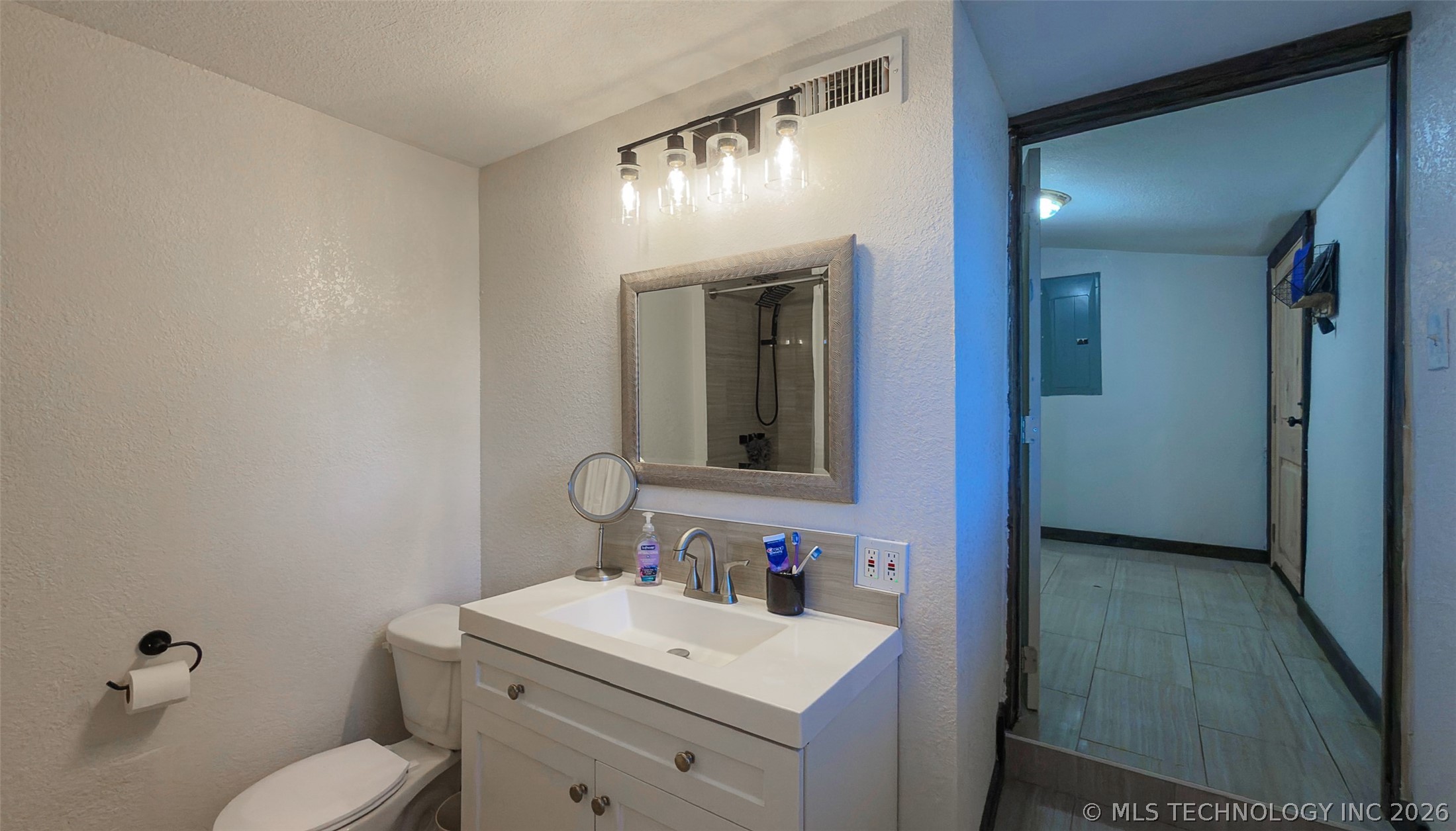17240 County Road 1490 Ada OK 74820