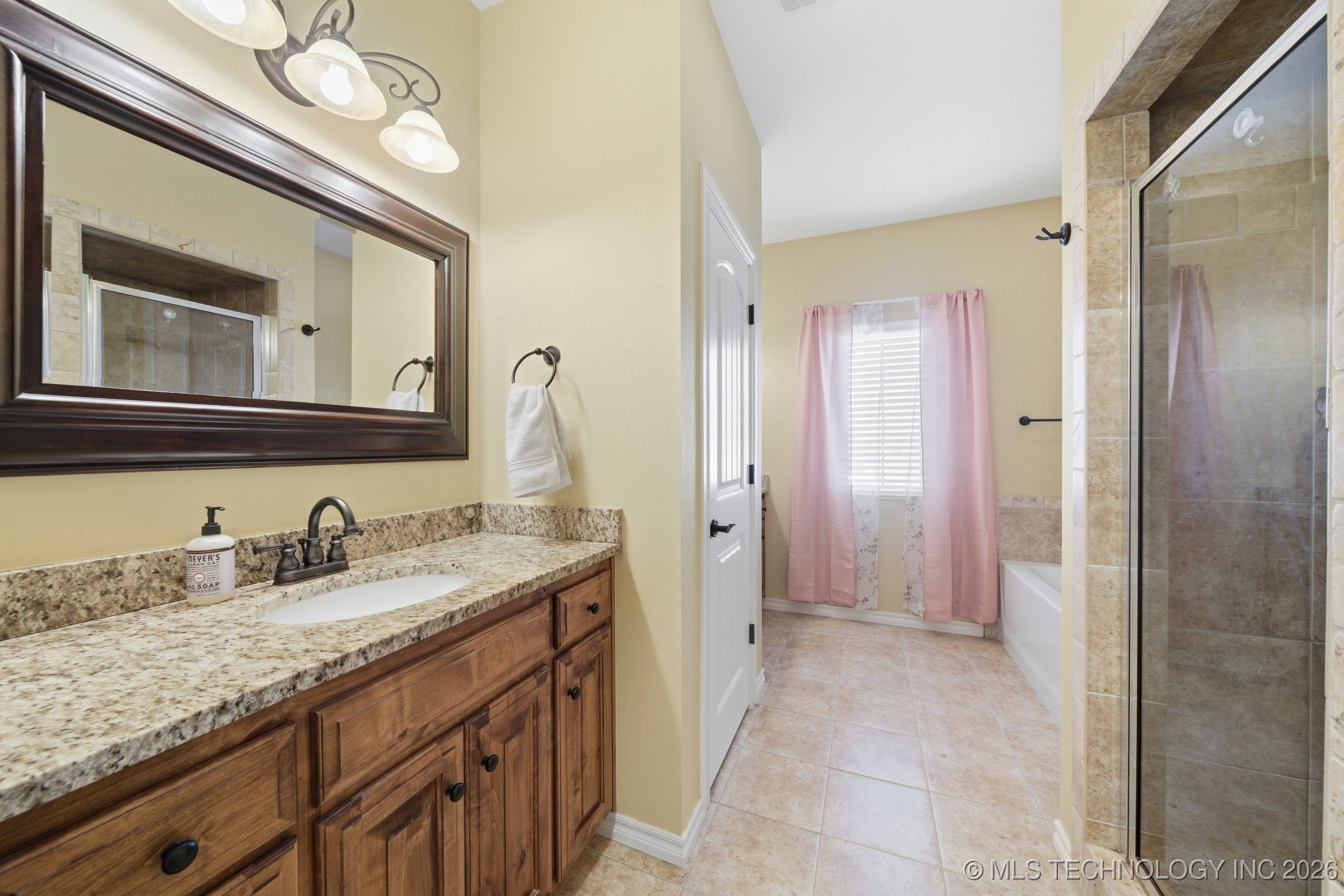 420 N Park Hill Loop Bartlesville OK 74006
