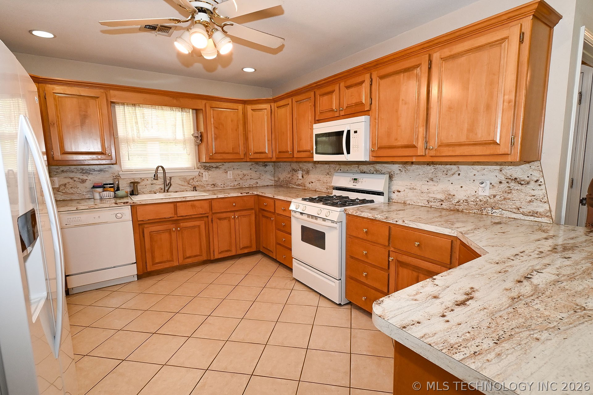 110829 S 4612 Road Sallisaw OK 74955