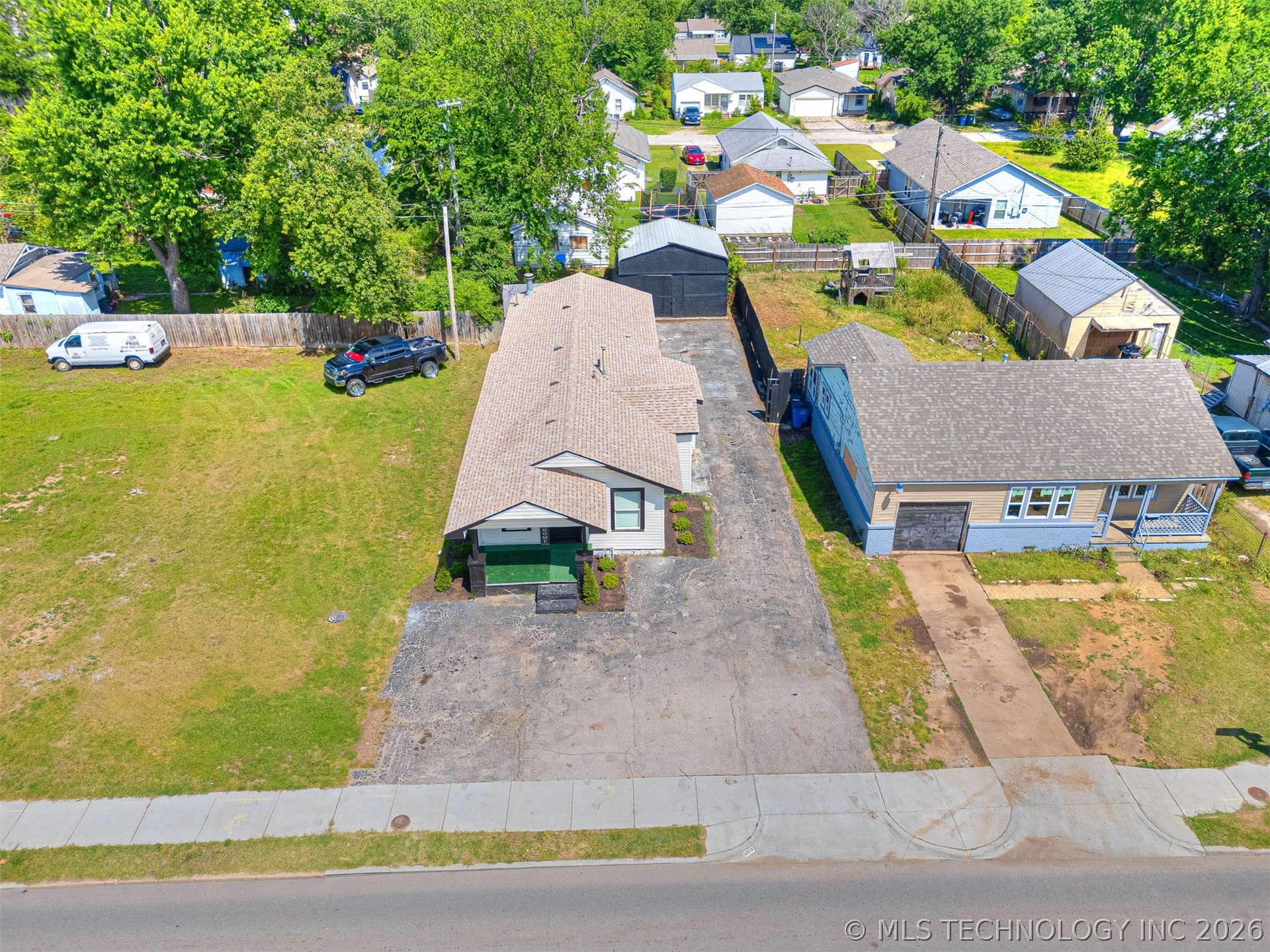 4809 S 33rd Westavenue Tulsa OK 74107