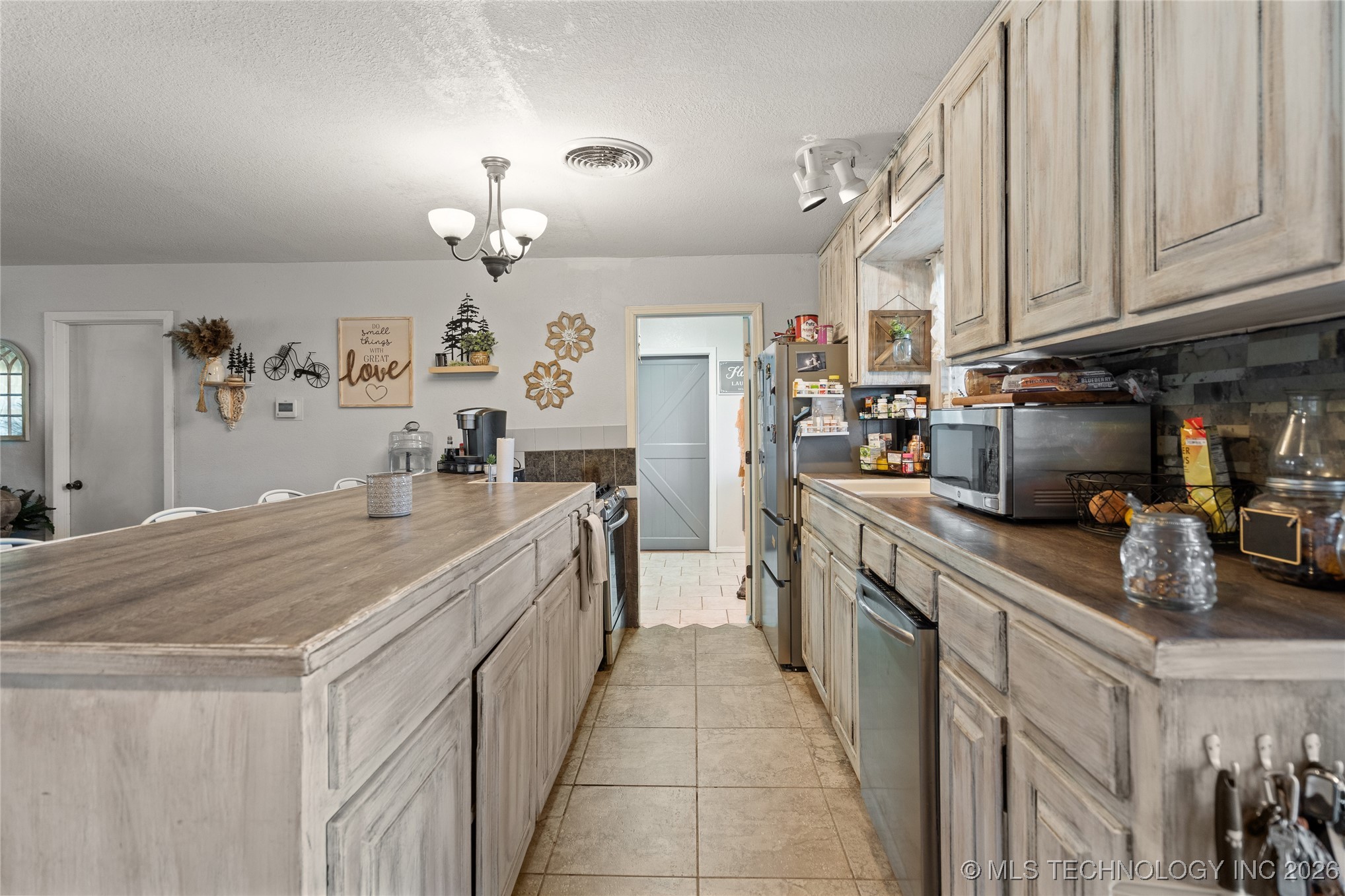 300 S 1st Street Dougherty OK 73032