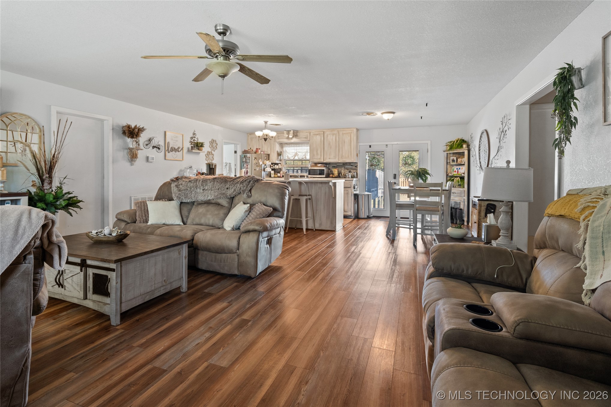 300 S 1st Street Dougherty OK 73032