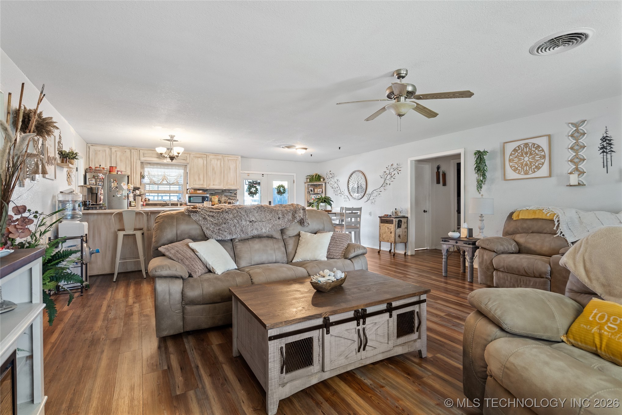 300 S 1st Street Dougherty OK 73032