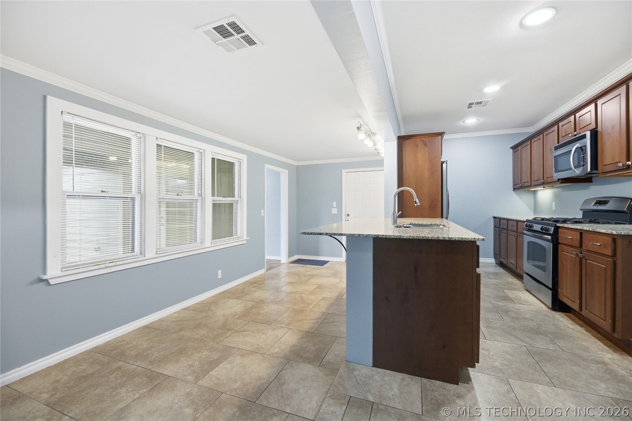 1236 S College Avenue Tulsa OK 74104