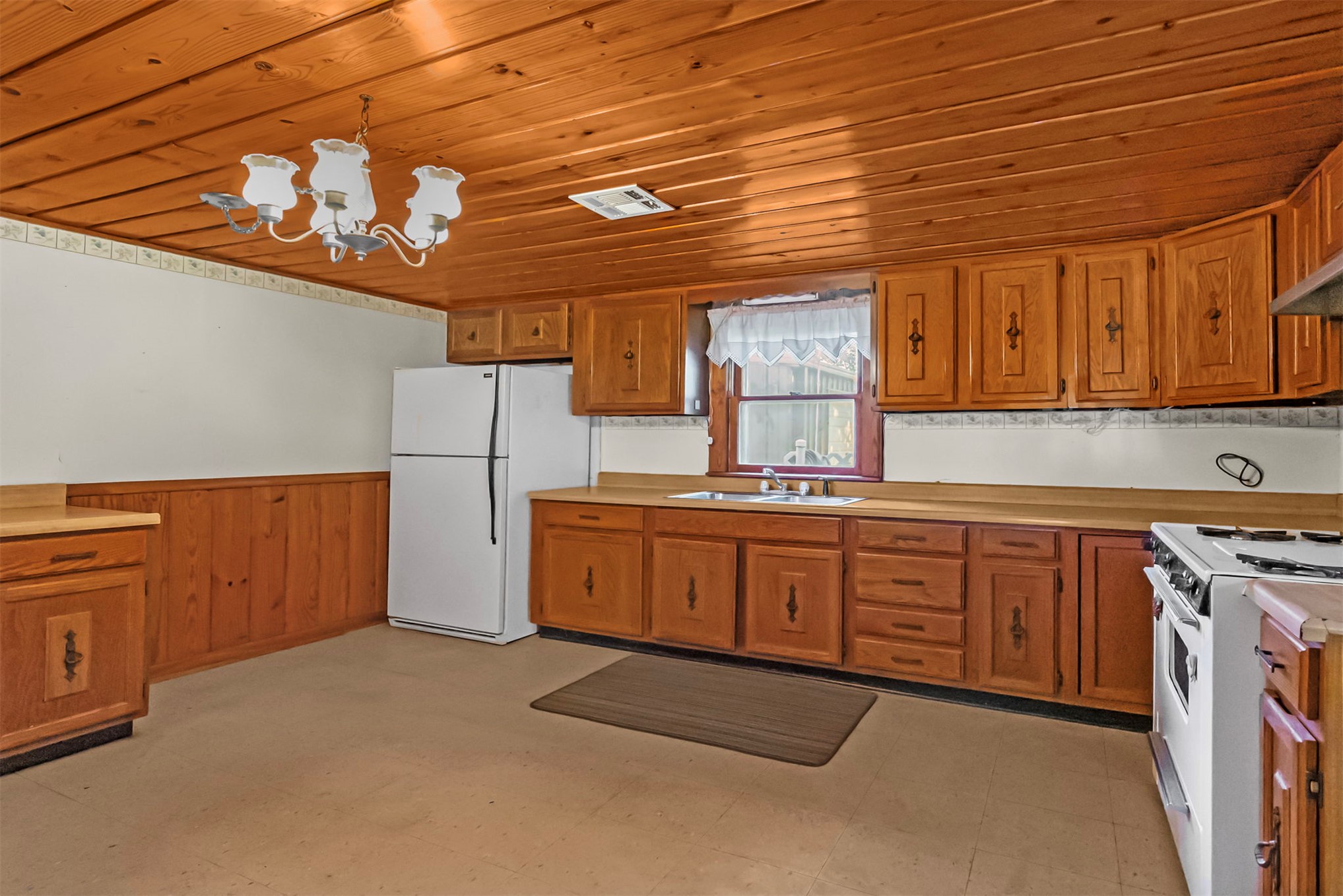 17600 S 4220 Road Claremore OK 74017