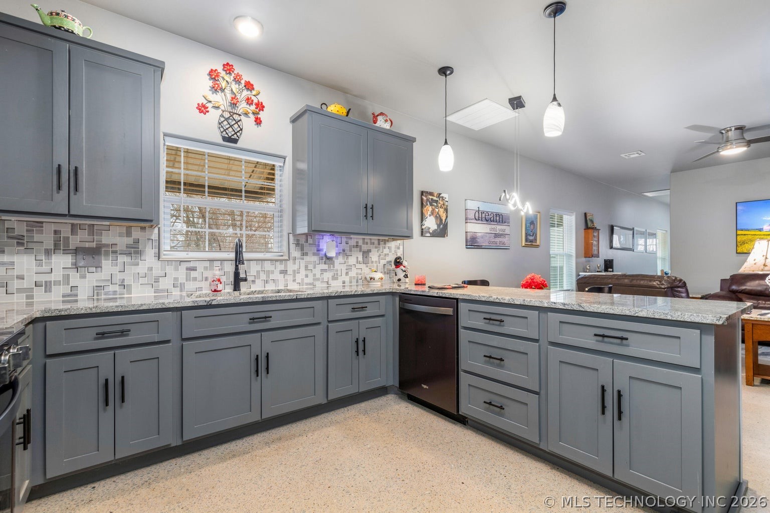 24936 S 611 Road Grove OK 74344