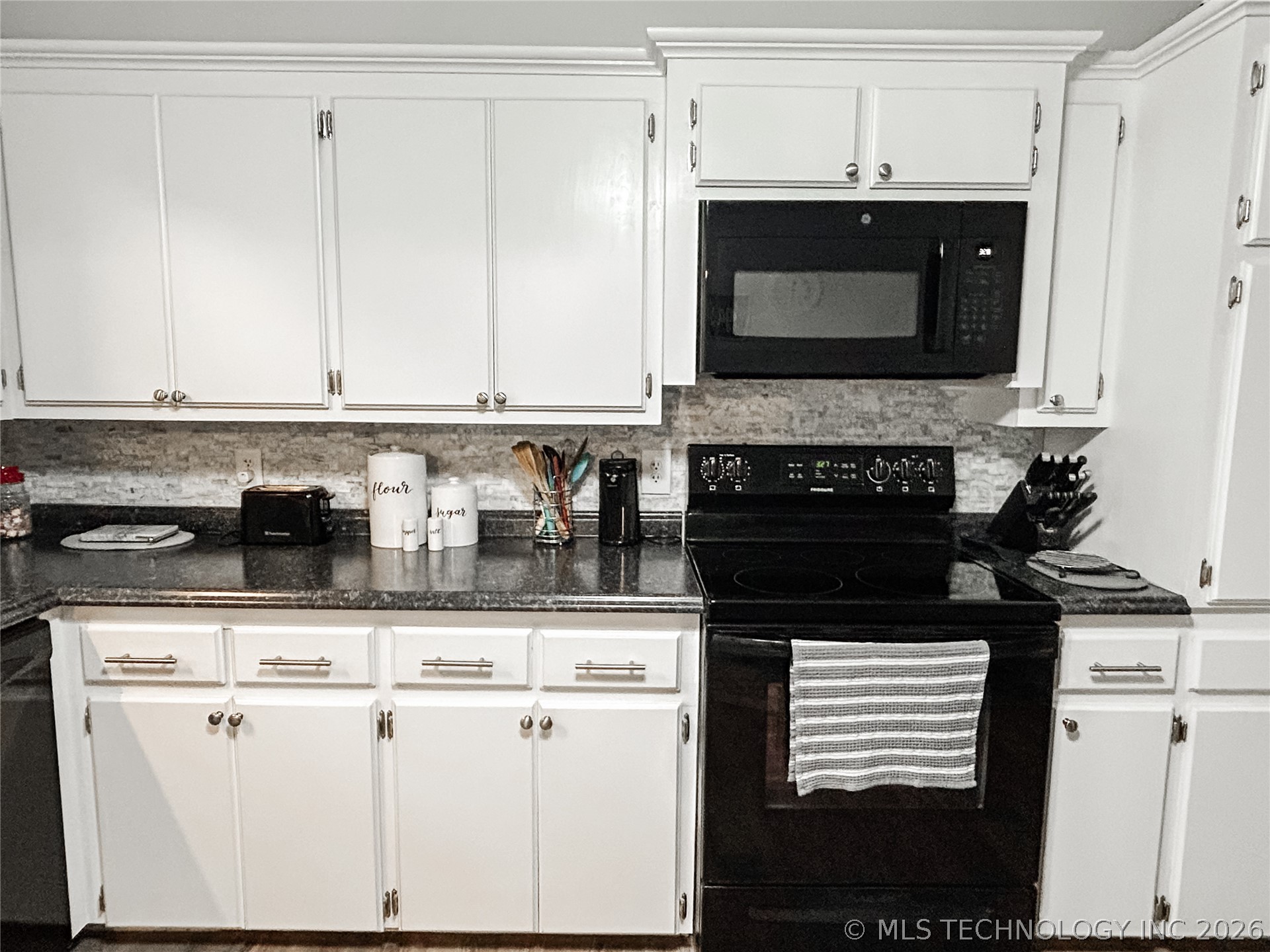 115411 S 4192 Road Checotah OK 74426