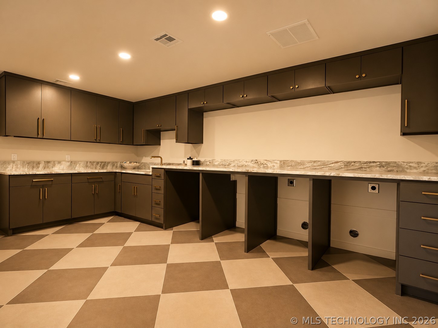 4717 S Atlanta Place Tulsa OK 74105