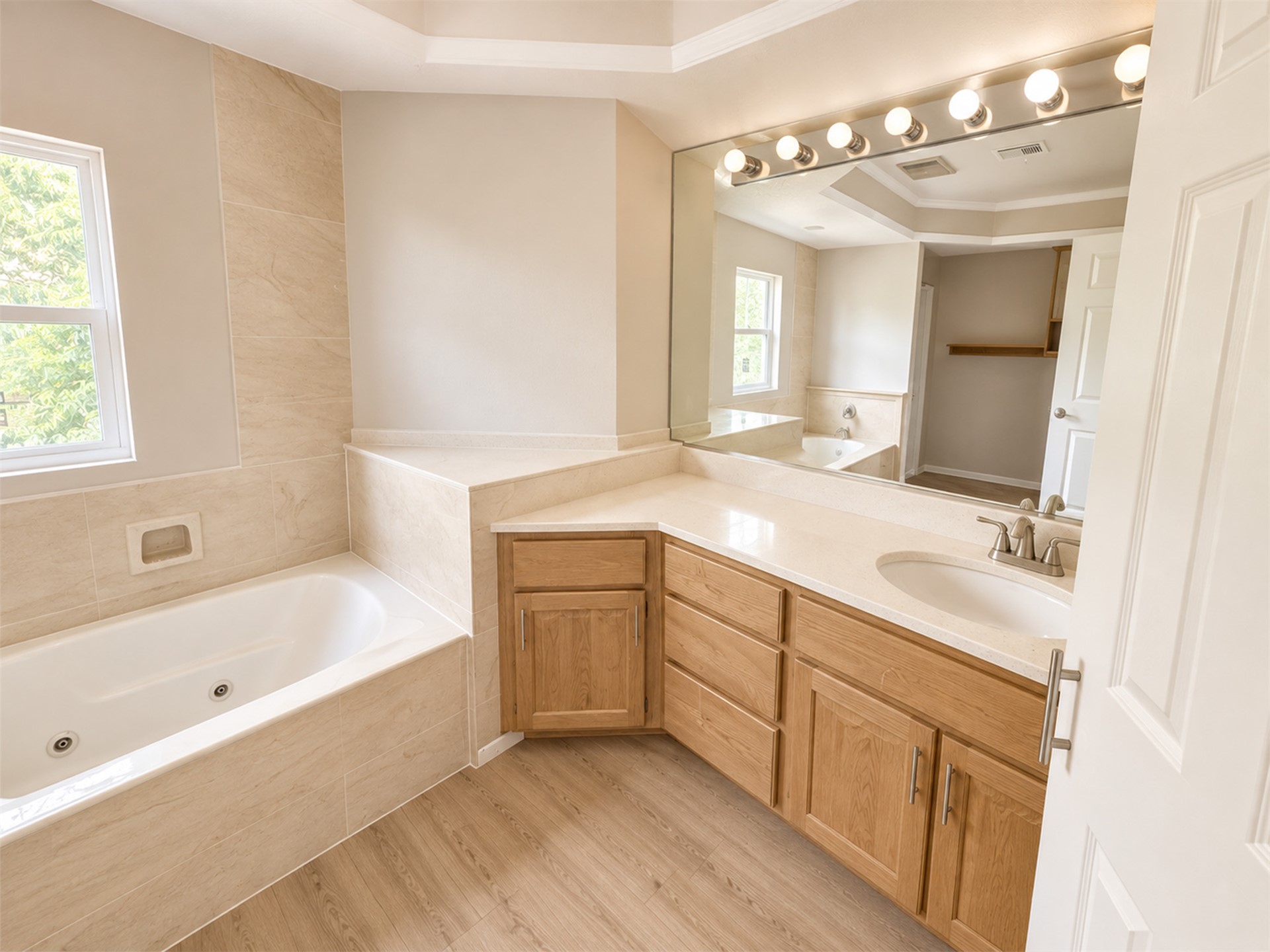 6204 S Trenton Court Tulsa OK 74136