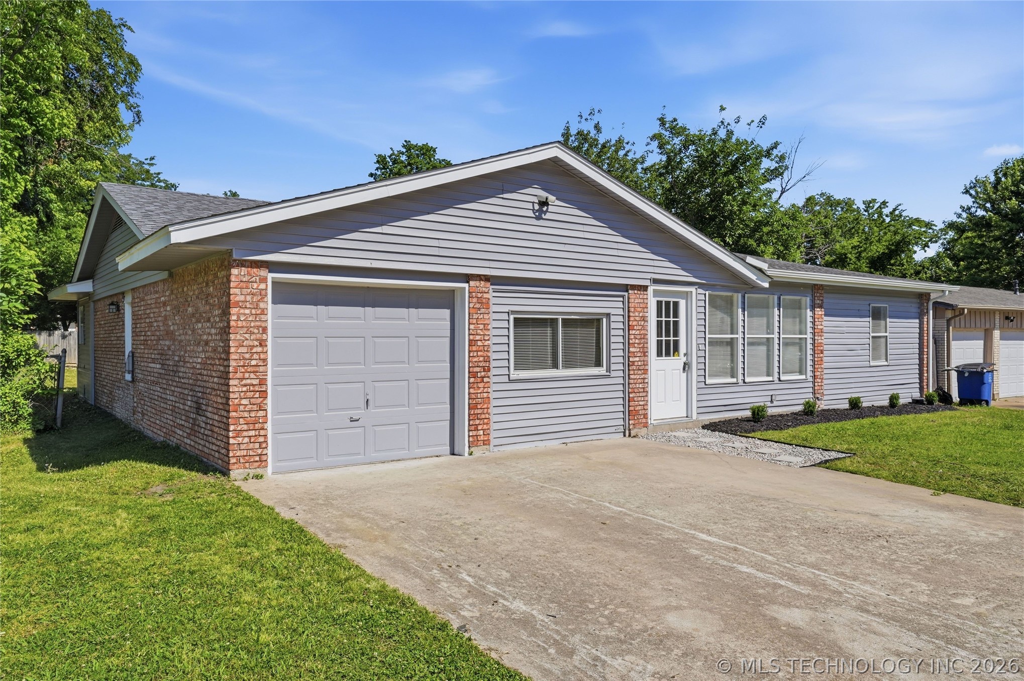 1605 S 125th Eastavenue Tulsa OK 74128