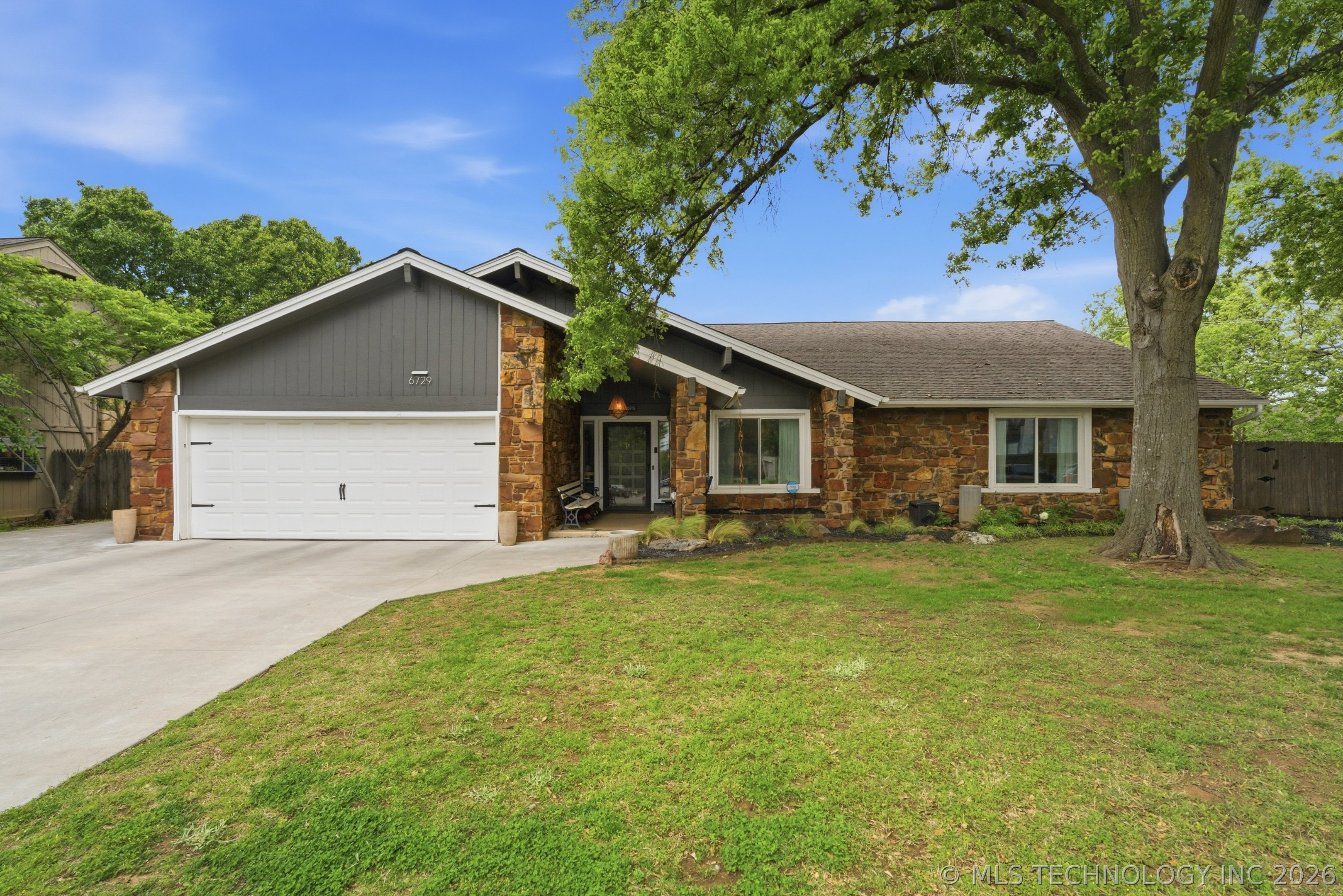 6729 E 86th Place Tulsa OK 74133