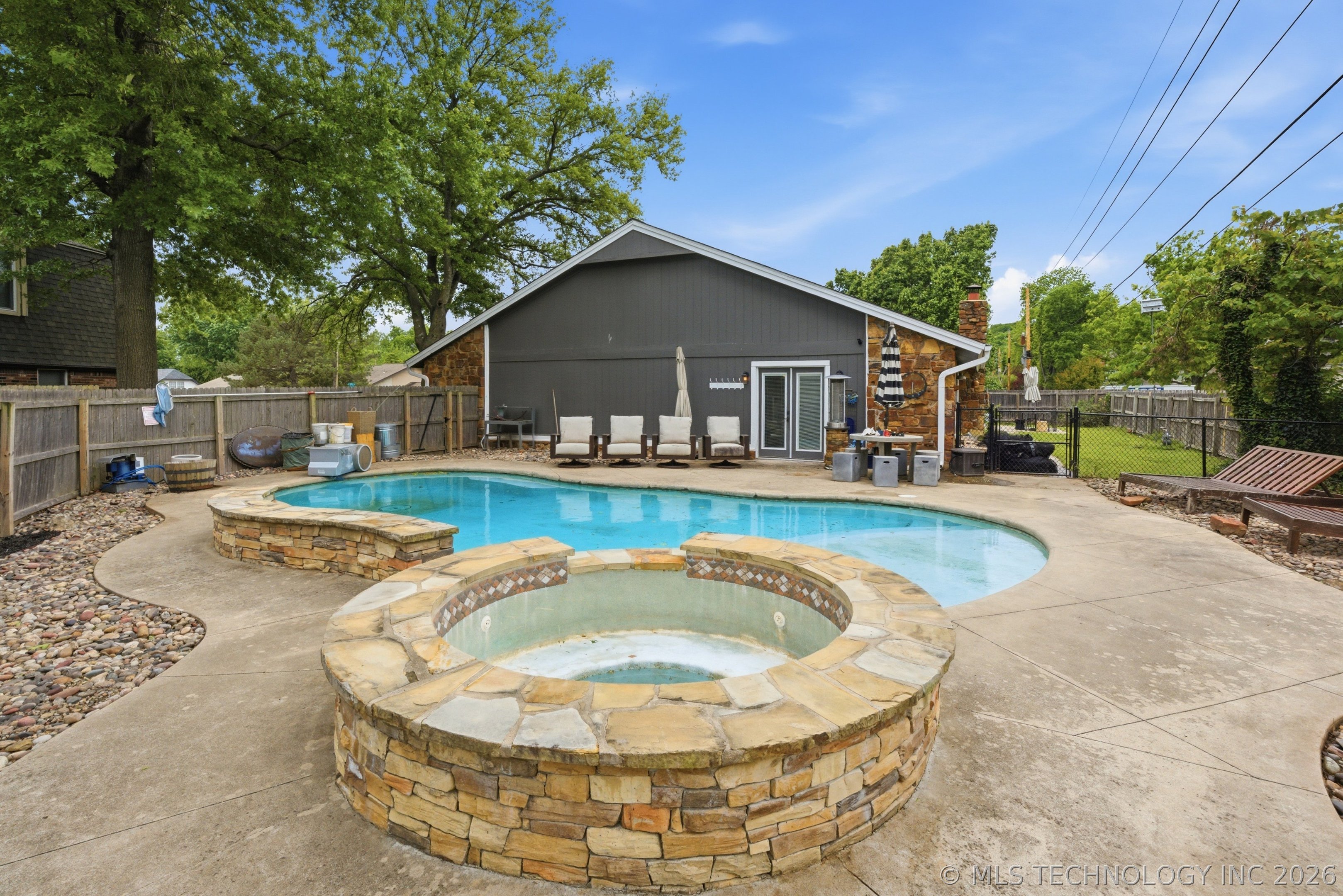 6729 E 86th Place Tulsa OK 74133