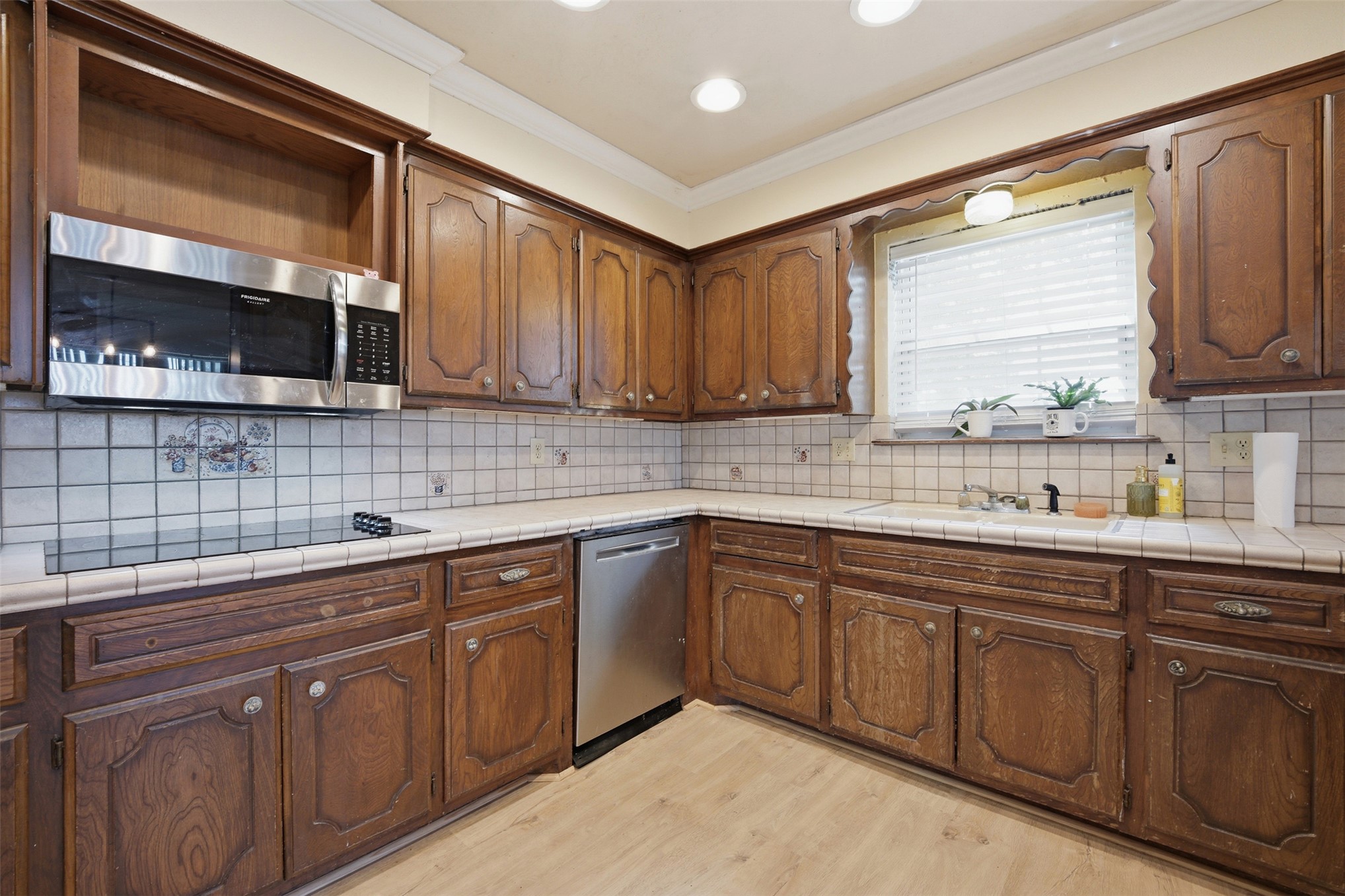 103 E Lakeview Court Tecumseh OK 74873