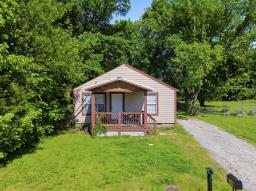 236 N Theodore Avenue Bartlesville OK 74003