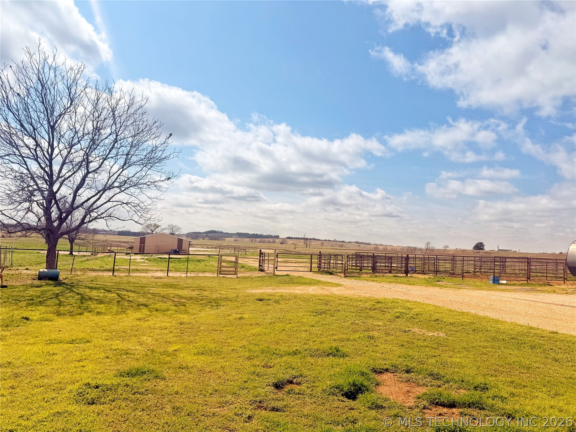 6655 E 133 Holdenville OK 74848